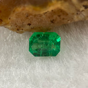 Natural Colombia Green Emerald (Beryl) Cut-Cornered Rectangular step cut 0.58ct 5.5 by 3.8 by 3.7mm - Huangs Jadeite and Jewelry Pte Ltd