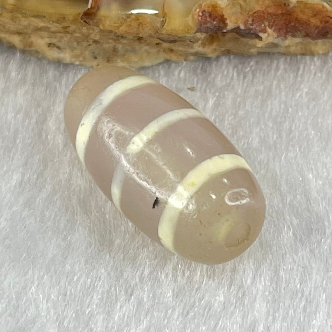 Natural Powerful Tibetan Old Oily Agate 3-Lines Dzi Bead Heavenly Master (Tian Zhu) 三行天诛 2.89g 19.6 by 10.0mm - Huangs Jadeite and Jewelry Pte Ltd