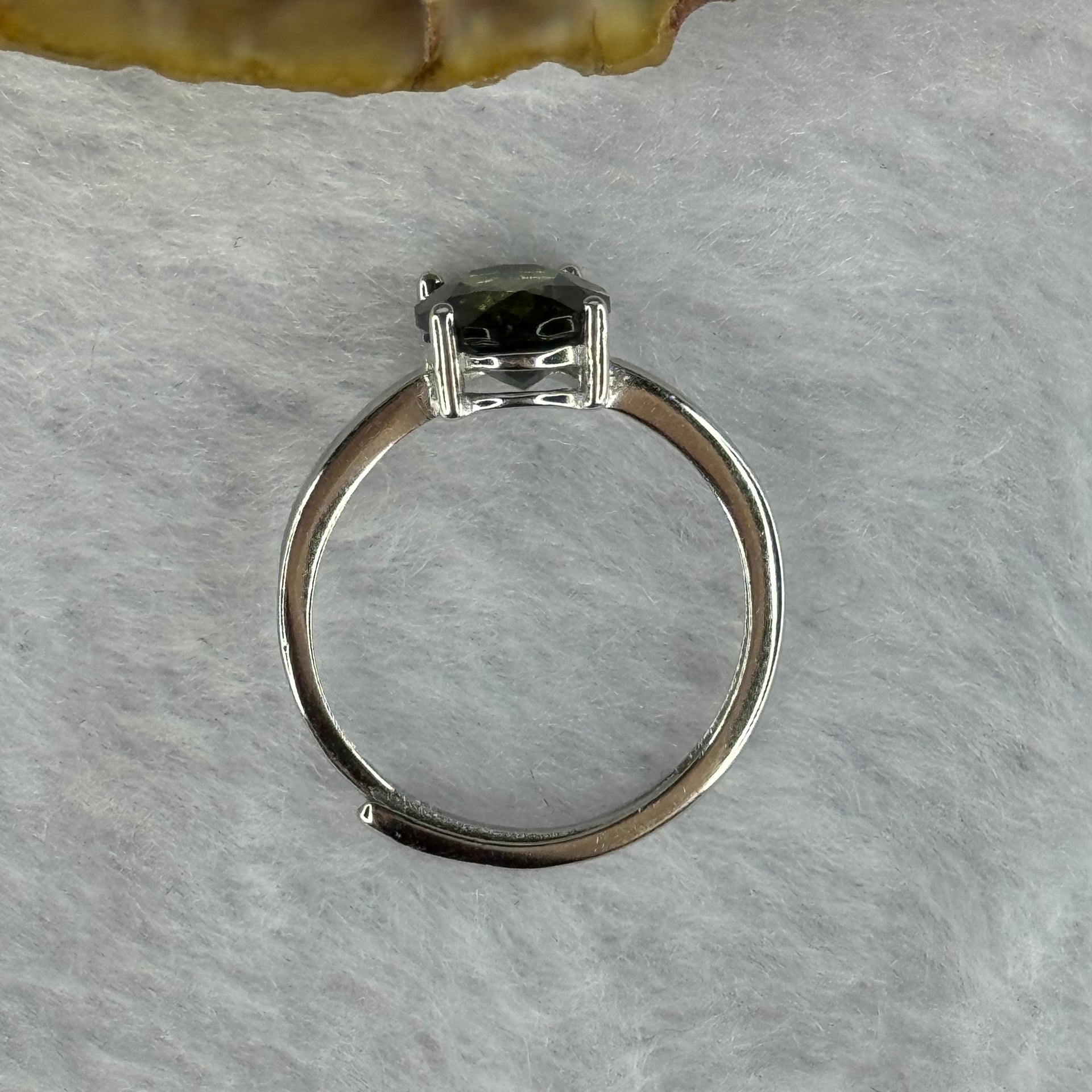 Natural Faceted Czech Republic Moldavite Meteorite Crystal in S925 Sliver Ring (Adjustable Size) 天然捷克陨石925银戒指 1.43g 9.0 by 7.0 by 4.6mm - Huangs Jadeite and Jewelry Pte Ltd