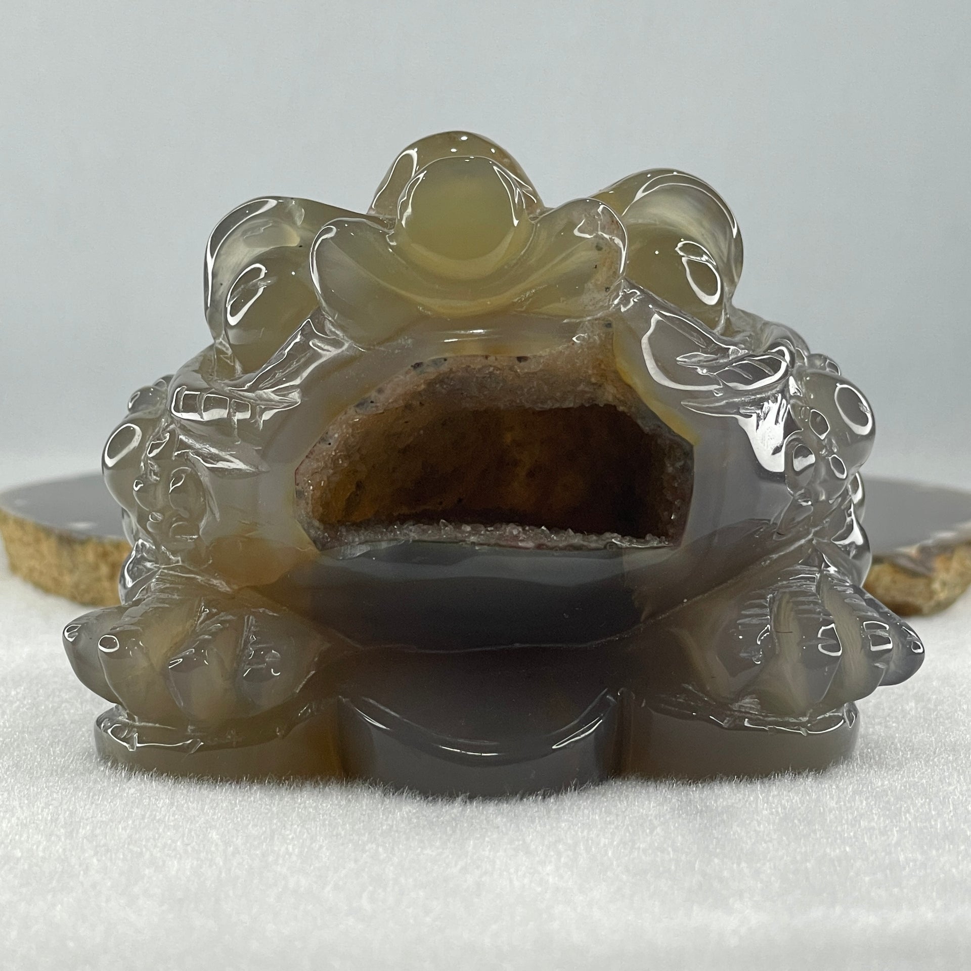 Natural Icy Dark Purpleish Wuji with Brown Agate 3 Legged Toast Display 520.6g 90.0 by 92.0 by 65.0mm - Huangs Jadeite and Jewelry Pte Ltd