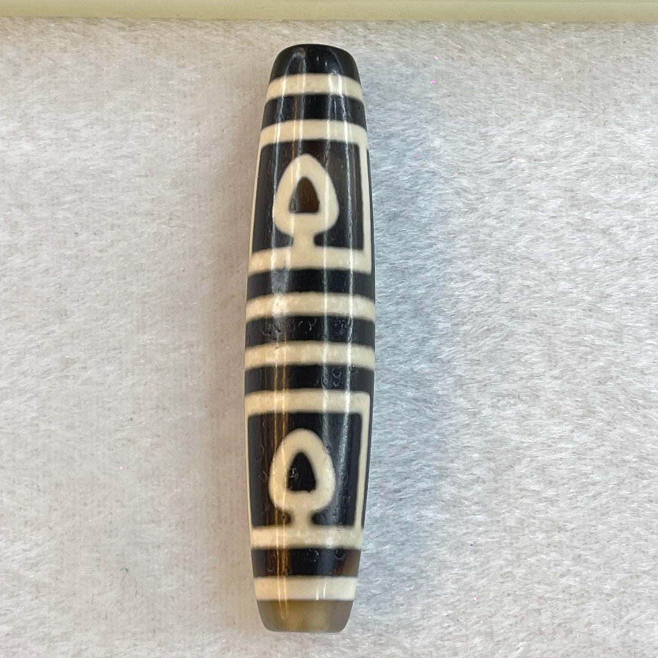 Natural Powerful Tibetan Old Oily Agate Patina 4 Mercy Bodhi Tree Leaf Dzi Bead Heavenly Master (Tian Zhu) 六眼天诛 16.43g 59.5 by 13.4mm - Huangs Jadeite and Jewelry Pte Ltd