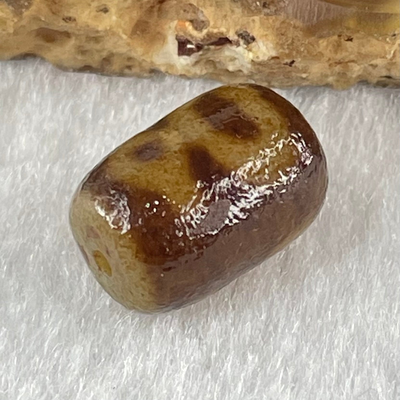 Natural Powerful Tibetan Old Oily Agate Double Cai Shen God of Fortune Dzi Bead Heavenly Master (Tian Zhu) 双财神爷天珠 1.78g 12.8 by 9.0mm - Huangs Jadeite and Jewelry Pte Ltd