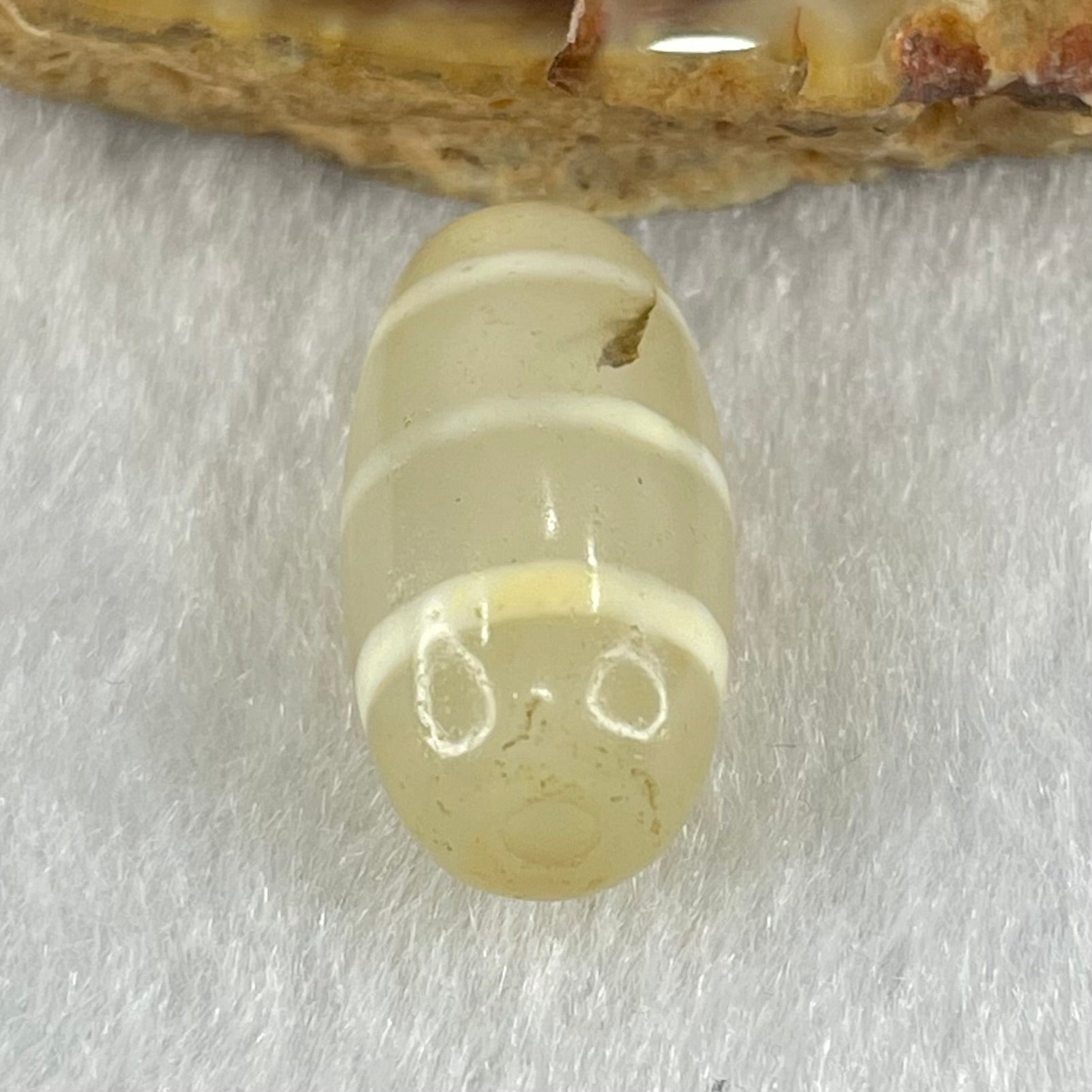 Natural Powerful Tibetan Old Oily Agate 3-Lines Dzi Bead Heavenly Master (Tian Zhu) 三行天诛 3.05g 20.3 by 10.2mm - Huangs Jadeite and Jewelry Pte Ltd
