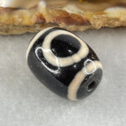 Natural Powerful Tibetan Old Oily Agate 1 Eye With Swastika Dzi Bead (Hotu Dzi) 4.62g 17.5 by 13.2mm - Huangs Jadeite and Jewelry Pte Ltd