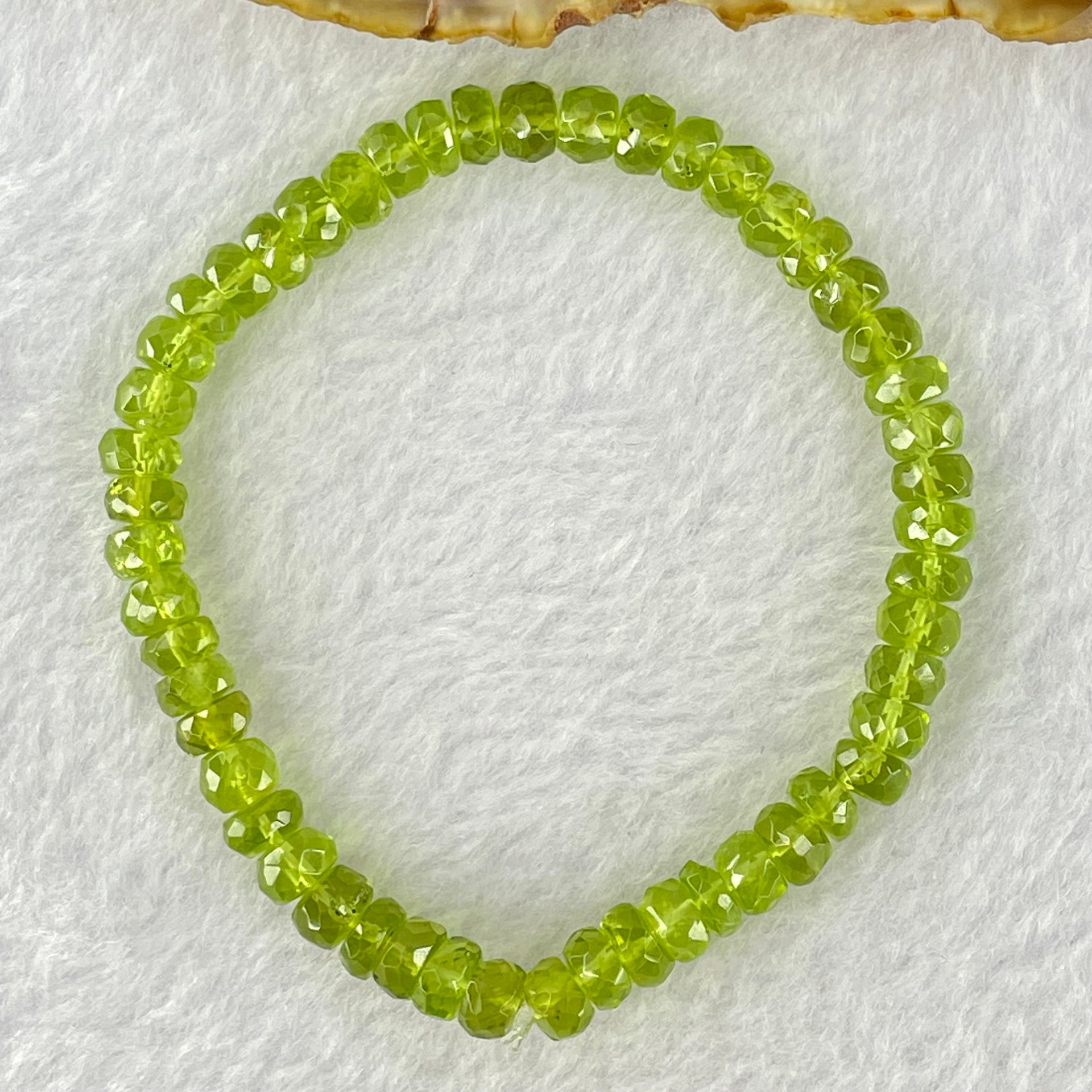 Natural Faceted Peridot Beads Bracelet 天然绿橄榄石手链 12.36g 15.5cm 5.9mm 51 Beads - Huangs Jadeite and Jewelry Pte Ltd