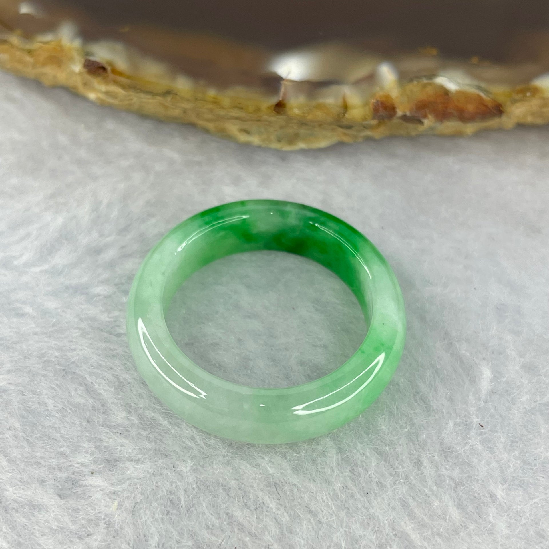 Type A Green with Spicy Green Piao Hua Jadeite Ring 3.49g 5.7 by 3.5 mm US 8.25 / HK 18 (Very Slight Internal Line) - Huangs Jadeite and Jewelry Pte Ltd