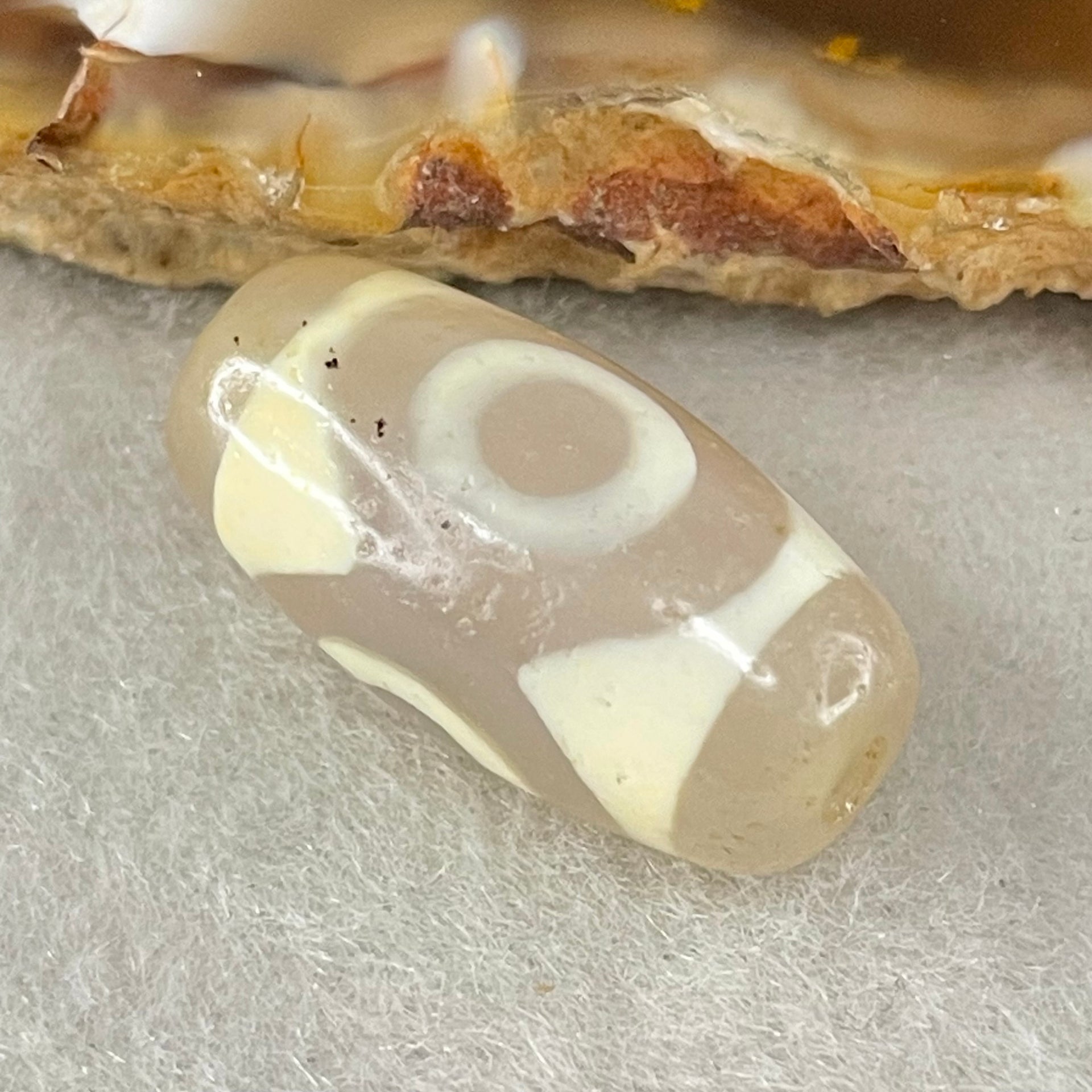 Natural Powerful Tibetan Old Oily Agate 3 Eyes Dzi Bead Heavenly Master (Tian Zhu) 三眼天诛 3.07g 20.1 by 10.3mm - Huangs Jadeite and Jewelry Pte Ltd