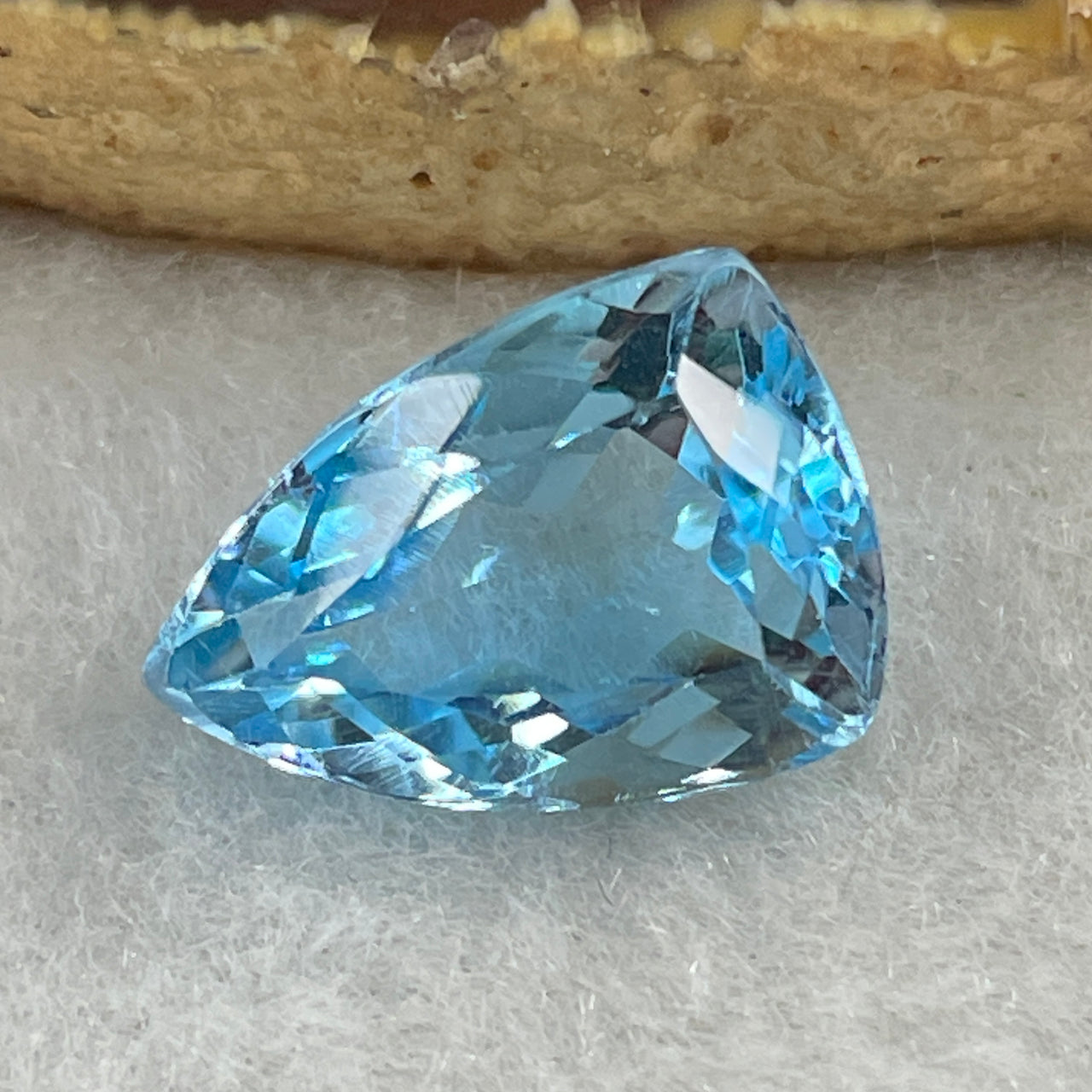 Natural Sky Blue Topaz Trillion Shape 7.69ct 14.4 by 10.2 by 6.9mm - Huangs Jadeite and Jewelry Pte Ltd