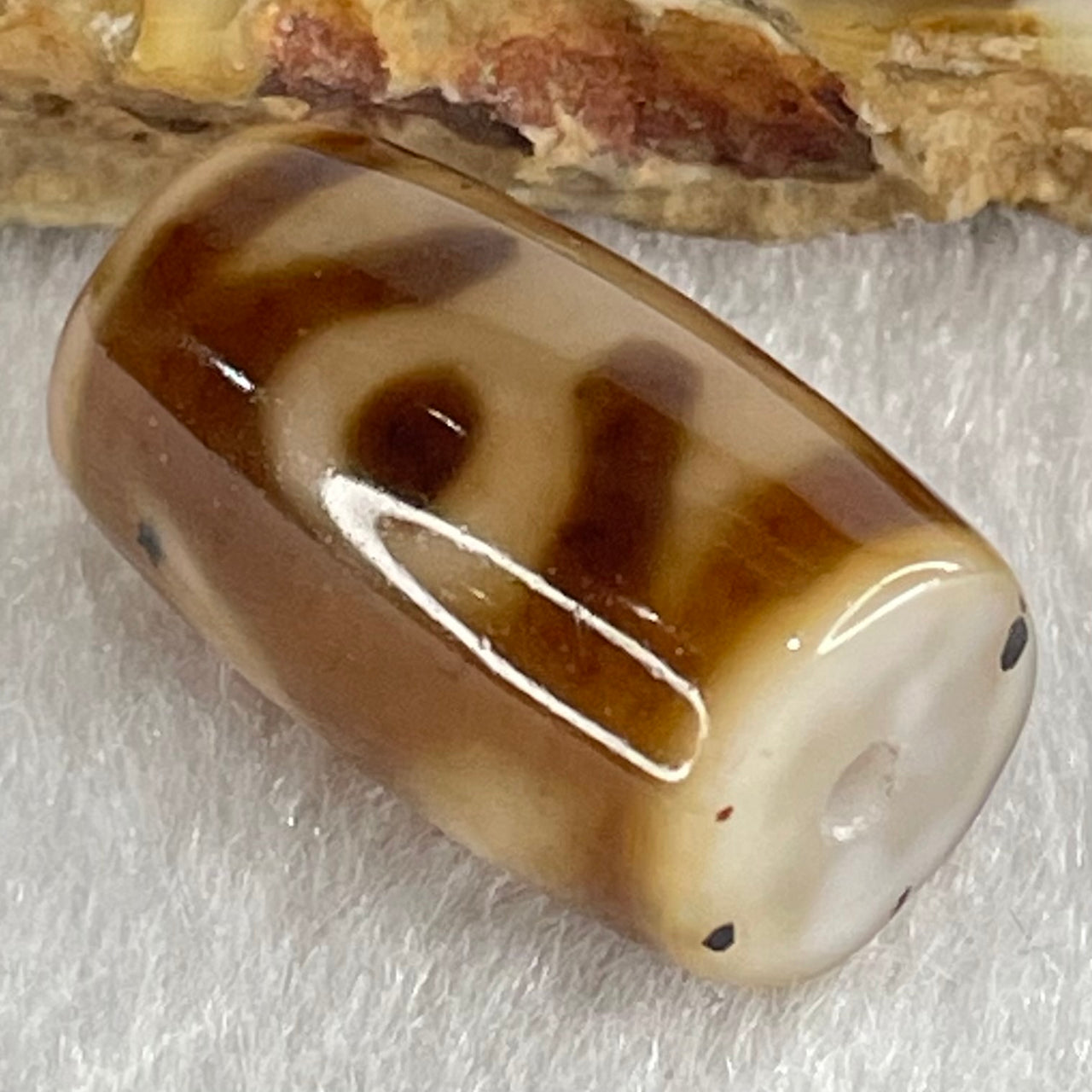 Natural Powerful Tibetan Old Oily Agate Patina Guiren Tairen Human Dzi Bead Totem Amulet Heavenly Master (Tian Zhu) 贵人天诛 4.82g 19.8 by 11.9mm - Huangs Jadeite and Jewelry Pte Ltd
