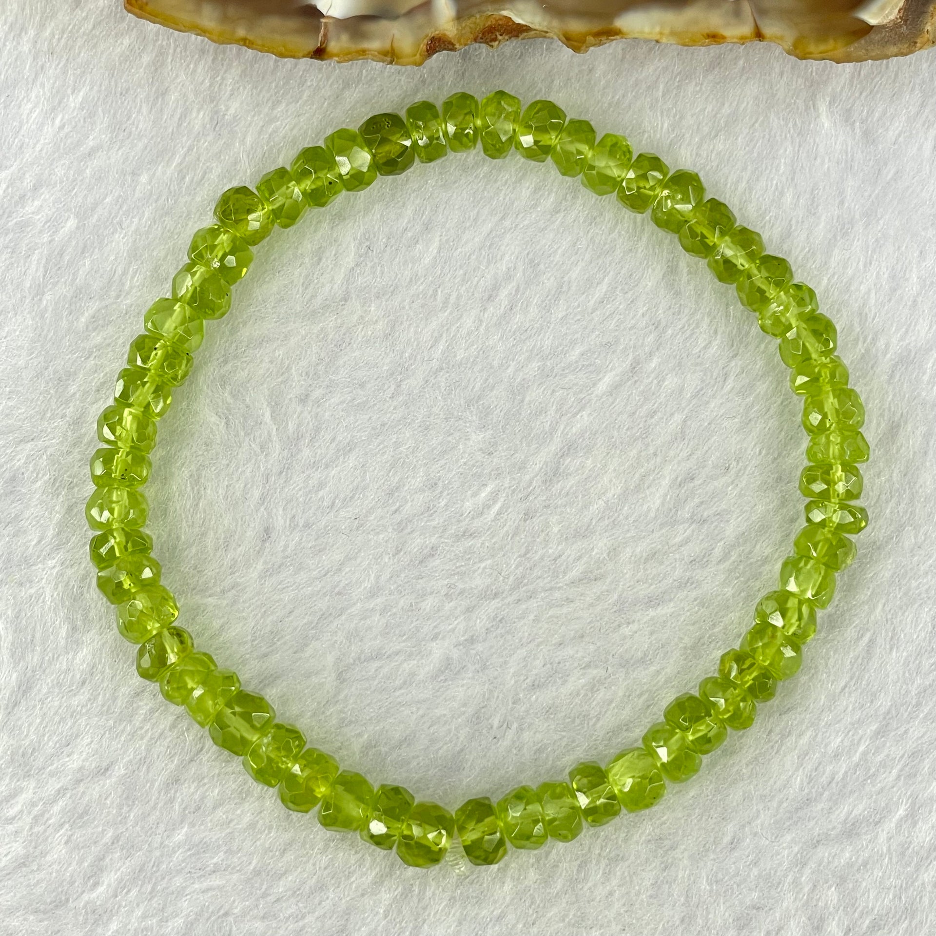 Natural Faceted Peridot Beads Bracelet 天然绿橄榄石手链 10.40g 16cm 5.6mm 56 Beads - Huangs Jadeite and Jewelry Pte Ltd