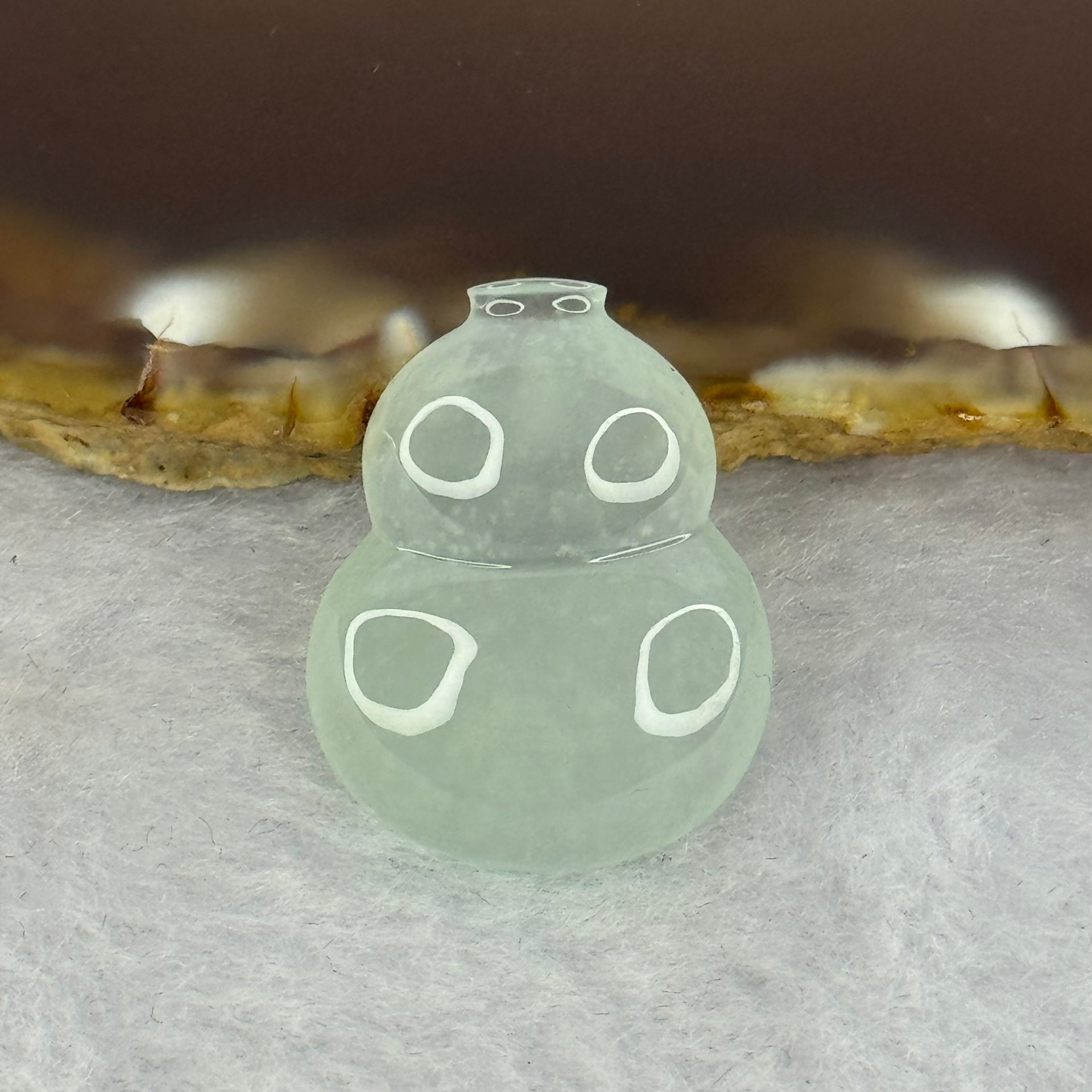 Type A Icy Faint Sky Blue Jadeite Hulu Setting stone 4.48g 23.5 by 18.4 by 5.9mm - Huangs Jadeite and Jewelry Pte Ltd