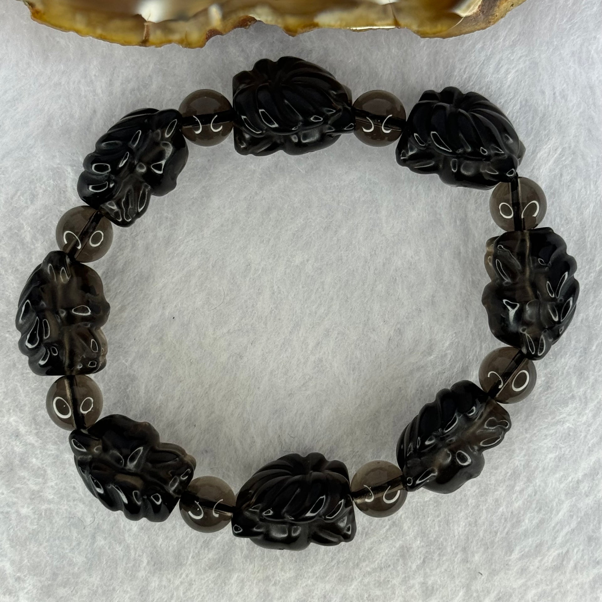 Obsidian 9 Tail Fox 18.2 by 18.0 by 13.3mm 8pcs and 8 Beads 8.3mm Bracelet 40.86g 17cm - Huangs Jadeite and Jewelry Pte Ltd