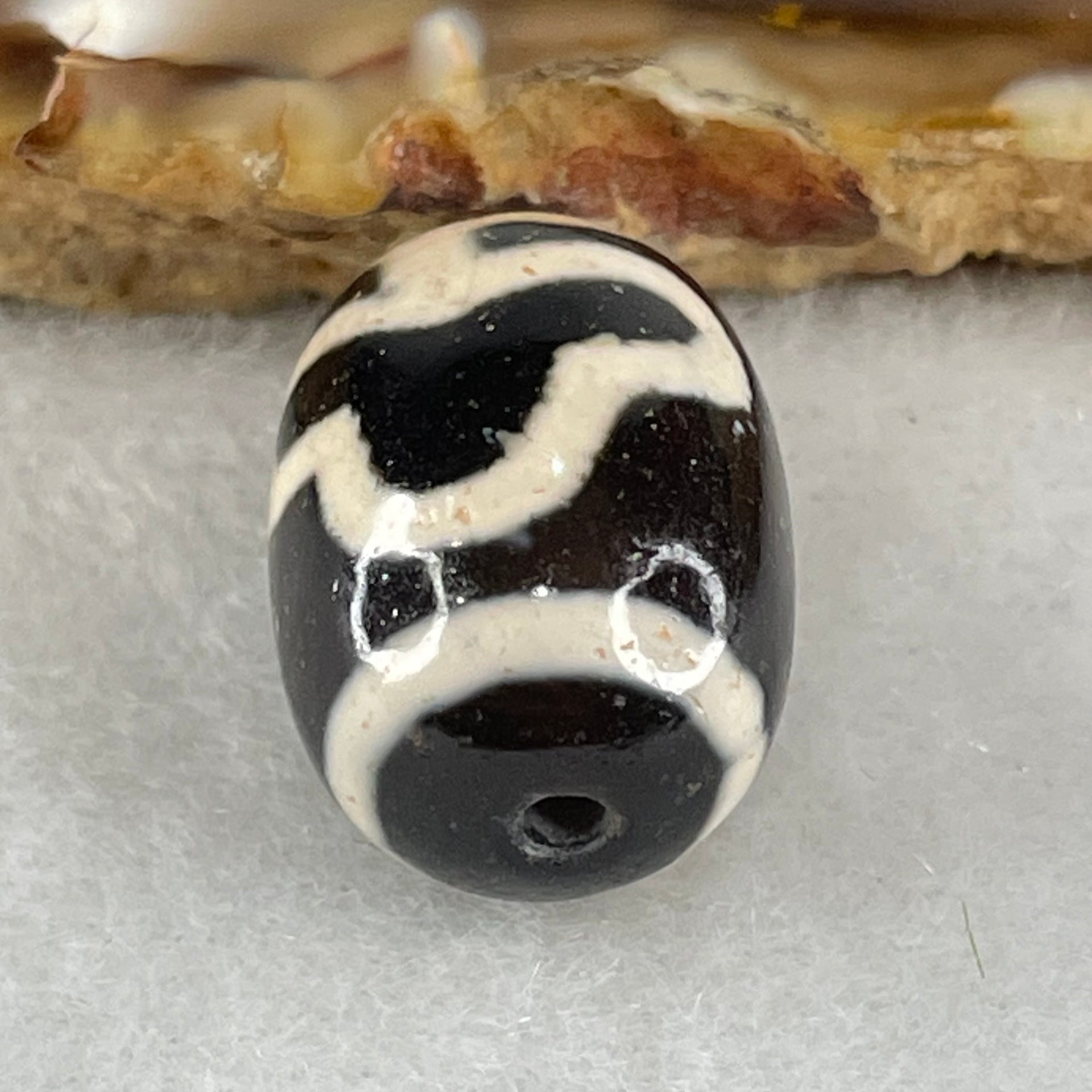 Natural Powerful Tibetan Old Oily Agate Double Bodhi Tree Dzi Bead Heavenly Master (Tian Zhu) 菩提树天珠 4.57g 17.9 by 13.1mm - Huangs Jadeite and Jewelry Pte Ltd