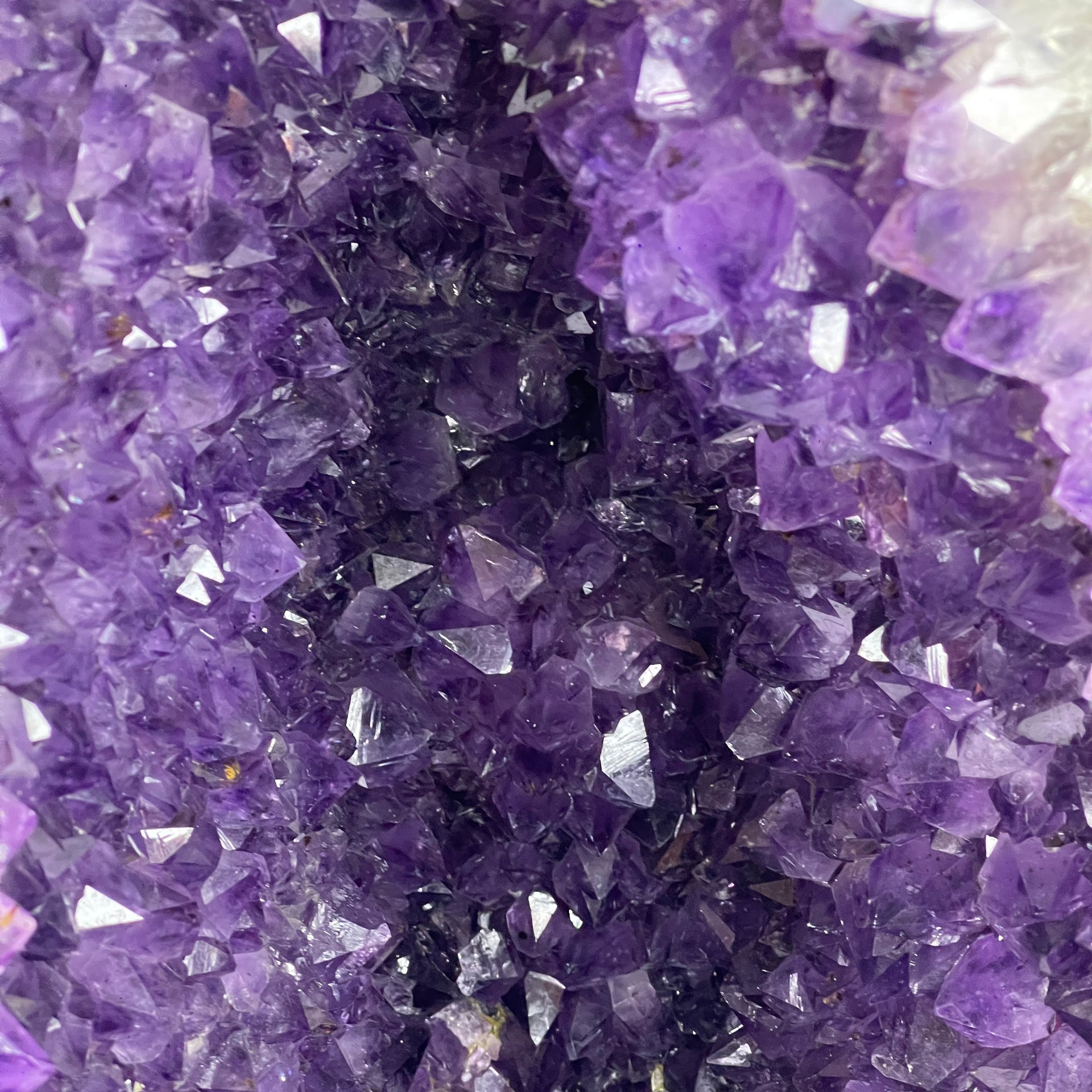 Natural Brazil Cacoxenite Amethyst Cave with White Calcite 22,7163kg 267.0x220.0x520.0mm - Huangs Jadeite and Jewelry Pte Ltd
