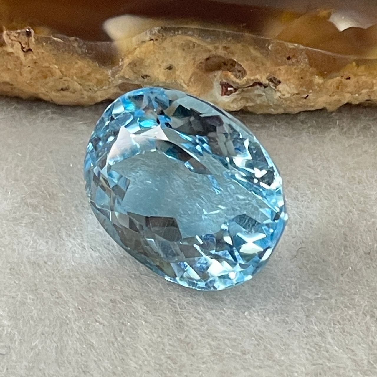 Natural Sky Blue Topaz Oval Shape 17.44ct 16.4 by 12.7 by 9.8mm - Huangs Jadeite and Jewelry Pte Ltd