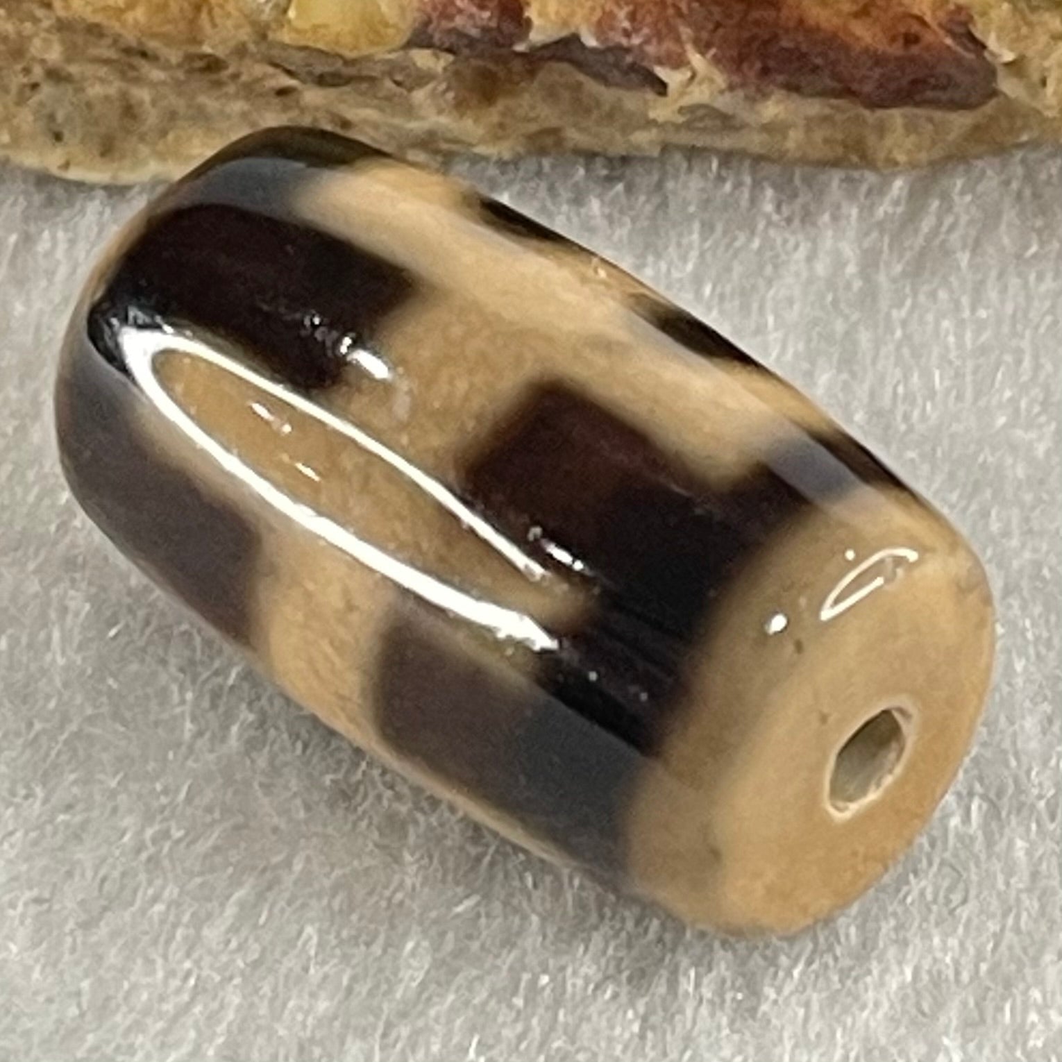 Natural Powerful Tibetan Old Oily Agate Patina Guiren Tairen Human Dzi Bead Totem Amulet Heavenly Master (Tian Zhu) 贵人天诛 4.55g 19.6 by 11.5mm - Huangs Jadeite and Jewelry Pte Ltd
