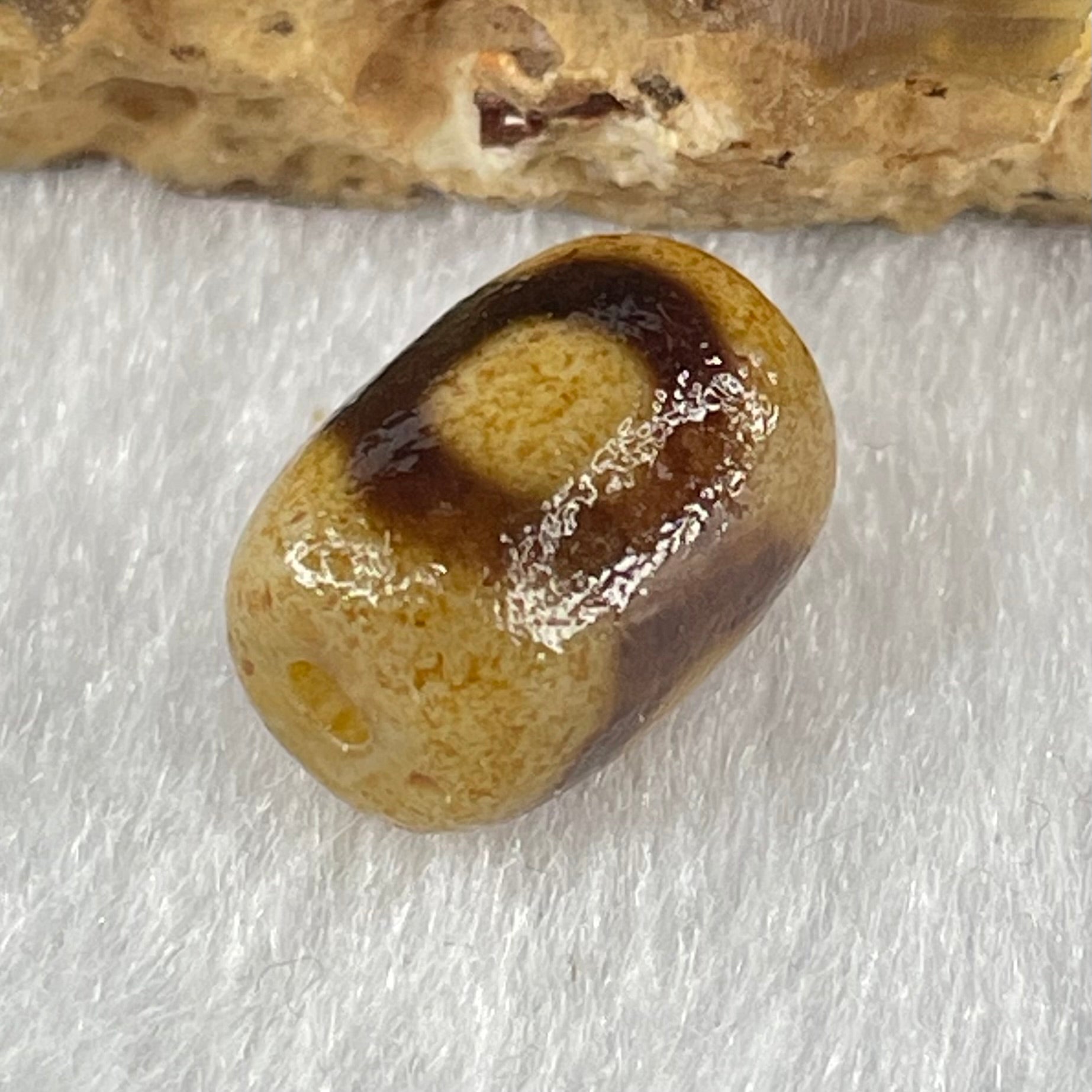 Natural Powerful Tibetan Old Oily Agate 3 Eyes Dzi Bead Heavenly Master (Tian Zhu) 三眼天诛 1.43g 12.0 by 8.6mm - Huangs Jadeite and Jewelry Pte Ltd
