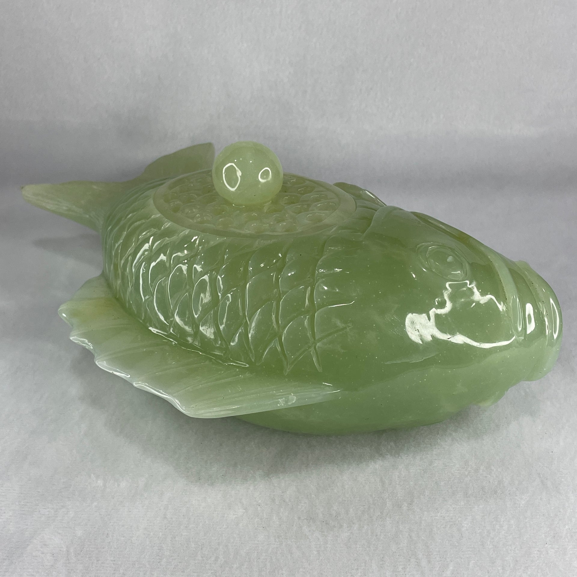 Natural-Green-Serpentine-Carp-Fish-Pot-Display-2,525.3g-250.0-by-150.0-by-105.0mm