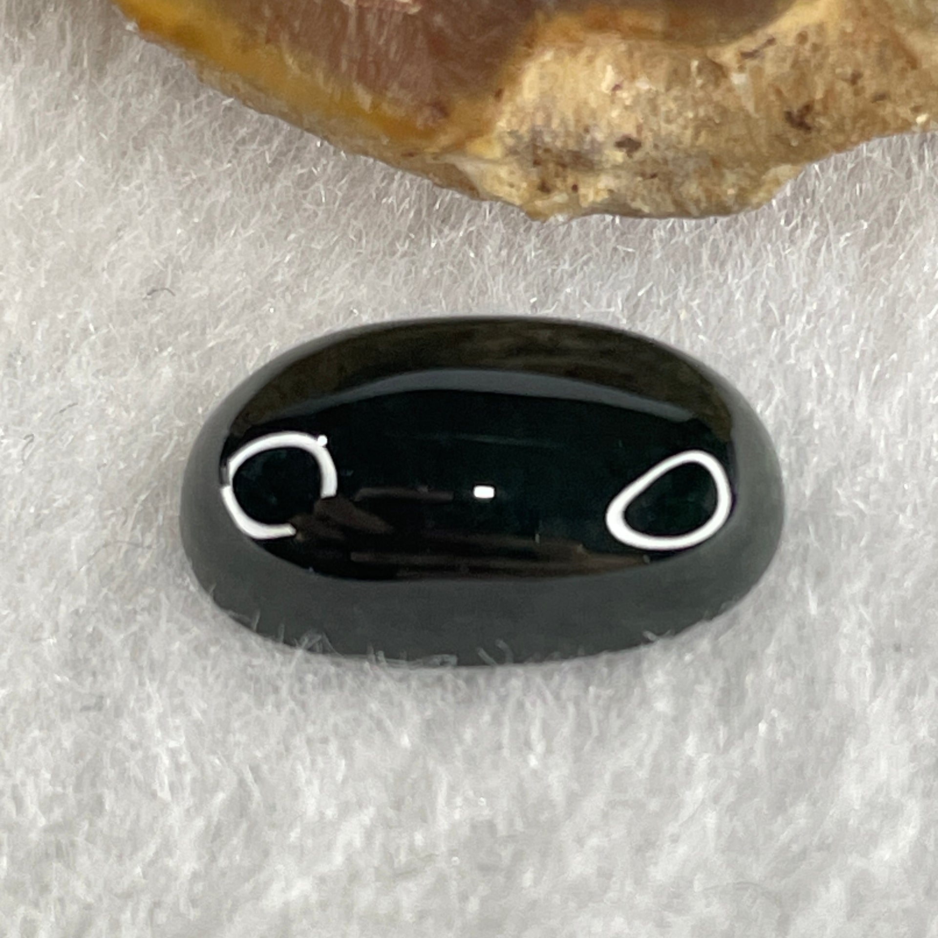 Type A Translucent Black Omphacite Jadeite Round Cabouchon Stone For Setting 1.26g 14.5 by 8.8 by 4.9mm - Huangs Jadeite and Jewelry Pte Ltd