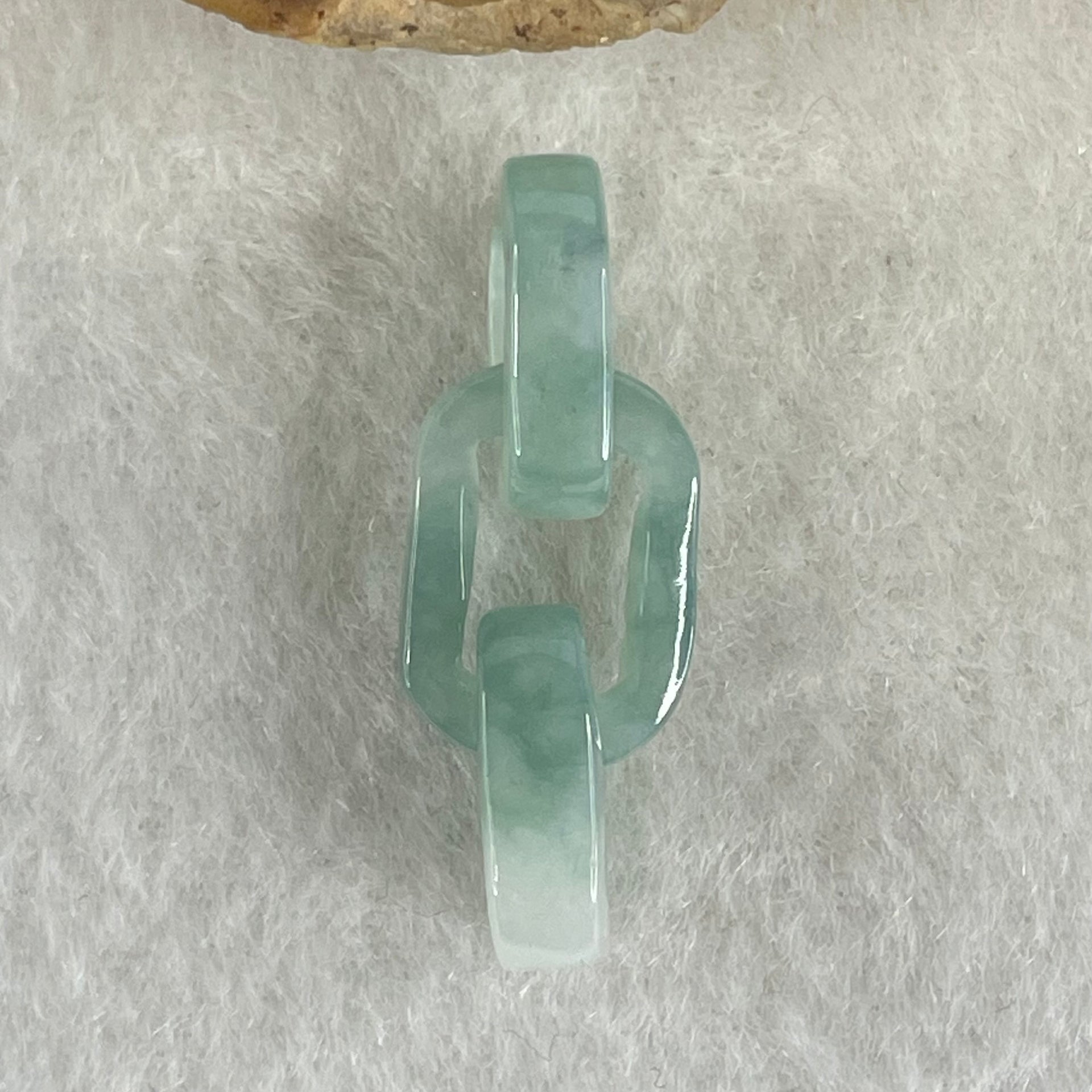 Type A Blueish Green with Faint White Jadeite Rolo Link Chain for Setting 2.57g 14.7 by 10.2 by 2.9mm - Huangs Jadeite and Jewelry Pte Ltd