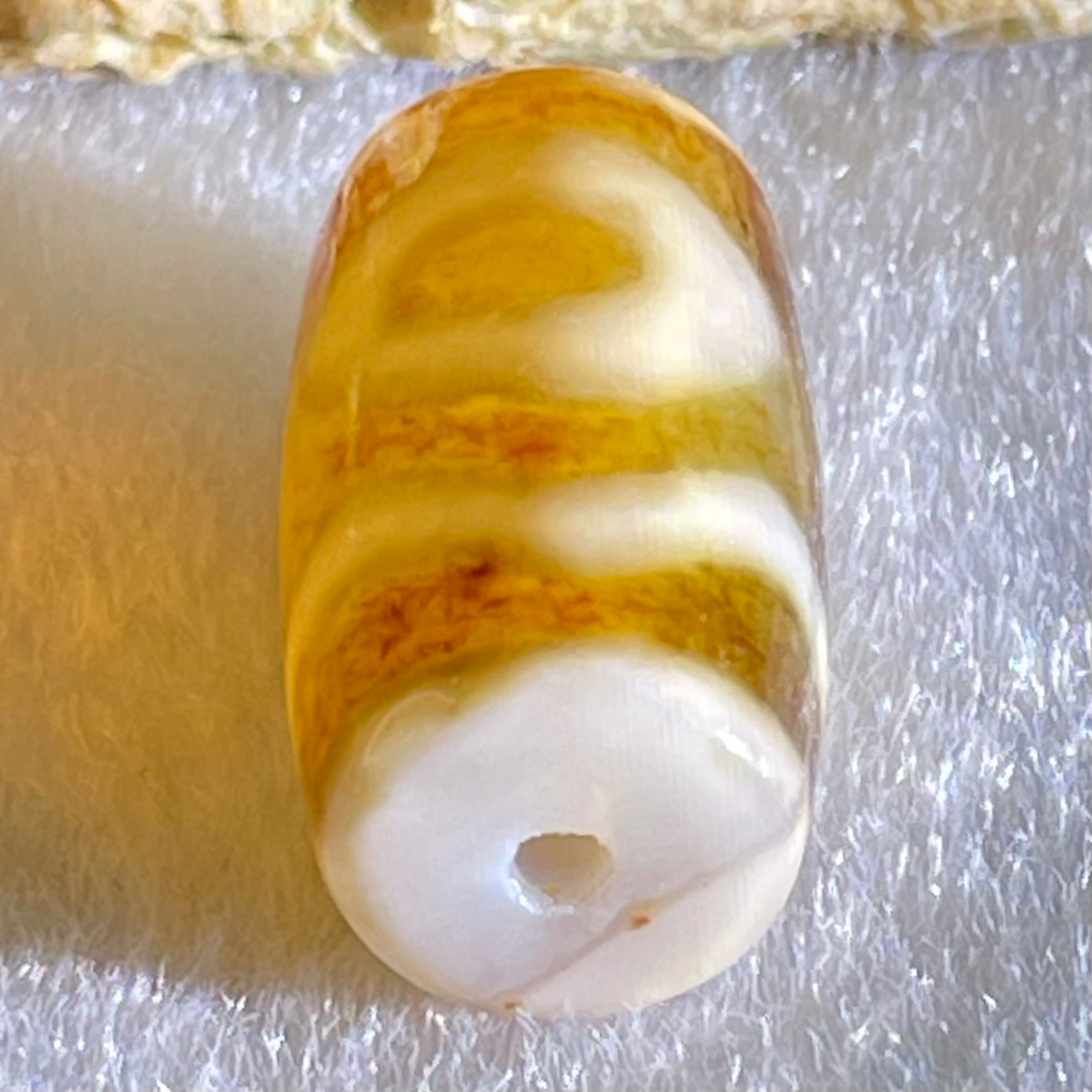 Natural Powerful Tibetan Old Oily Agate Sky Door Serenity 1 Eye Dzi Bead Heavenly Master (Tian Zhu) 一眼天门天诛 4.77g 20.3 by 11.7mm - Huangs Jadeite and Jewelry Pte Ltd