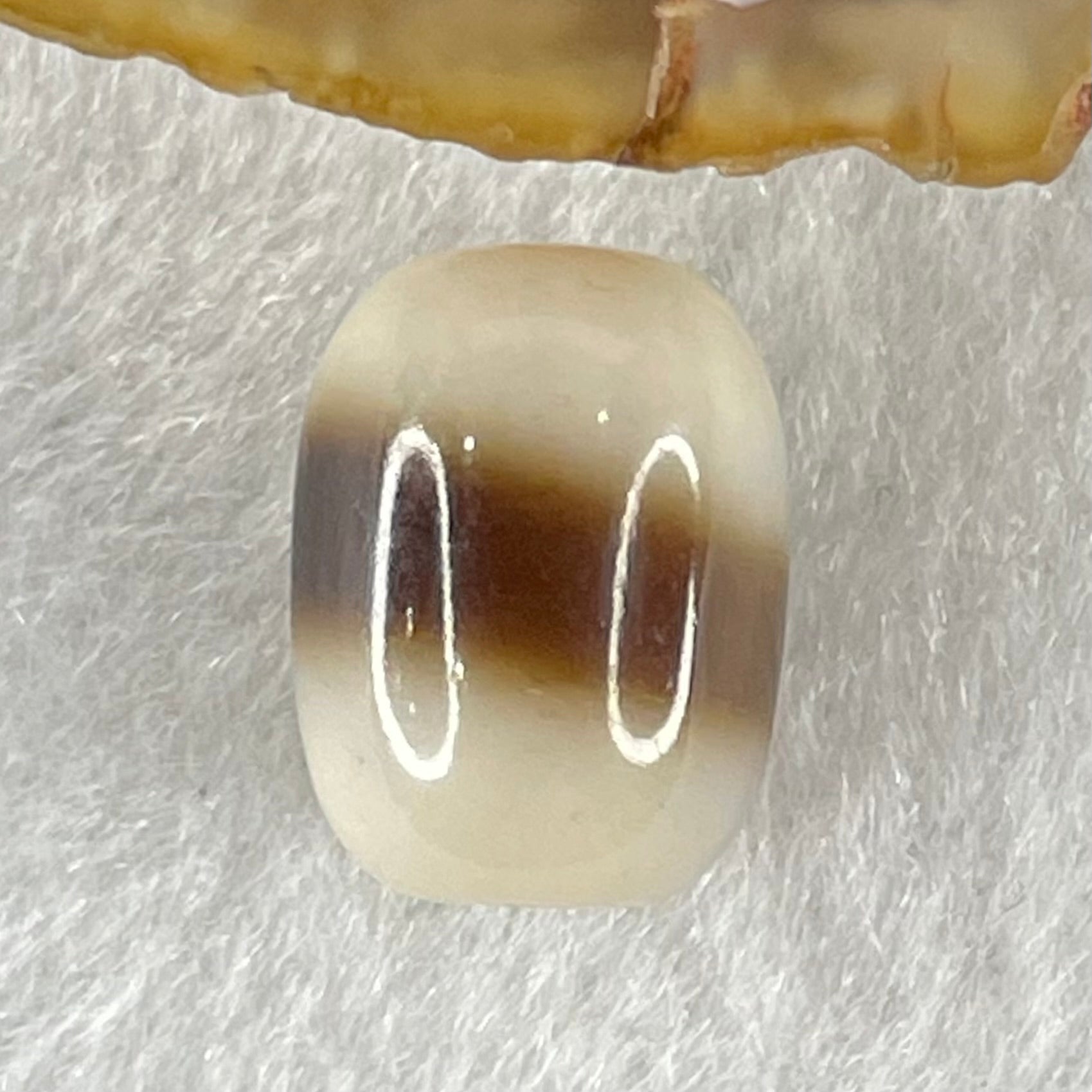 Natural Powerful Tibetan Old Oily Agate 1 Line Dzi Bead Heavenly Master (Tian Zhu) 2.42g 13.9 by 10.5mm - Huangs Jadeite and Jewelry Pte Ltd