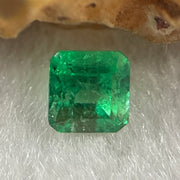 Natural Colombia Green Emerald (Beryl) Cut-Cornered Rectangular step cut 0.83ct 5.4 by 4.9 by 4.3mm - Huangs Jadeite and Jewelry Pte Ltd