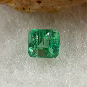 Natural Colombia Vivid Green Emerald (Beryl) Cut-Cornered Square Step cut 0.40ct 4.2 by 4.0 by 3.4mm - Huangs Jadeite and Jewelry Pte Ltd