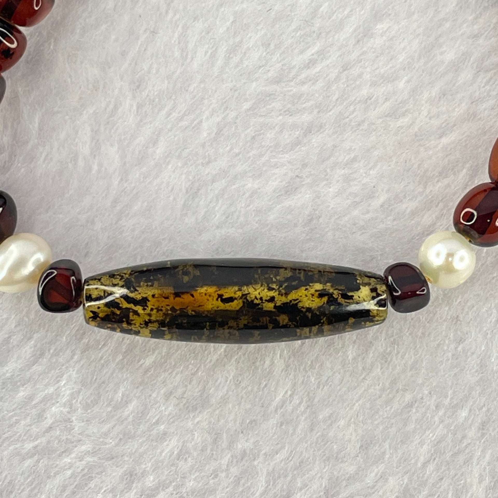 Natural Spirit Grass Amber Beads Bracelet 天然灵草珀手链 5.74g 15cm 30.0 by 8.5 by 1 Bead 7.4 mm 24 Beads - Huangs Jadeite and Jewelry Pte Ltd