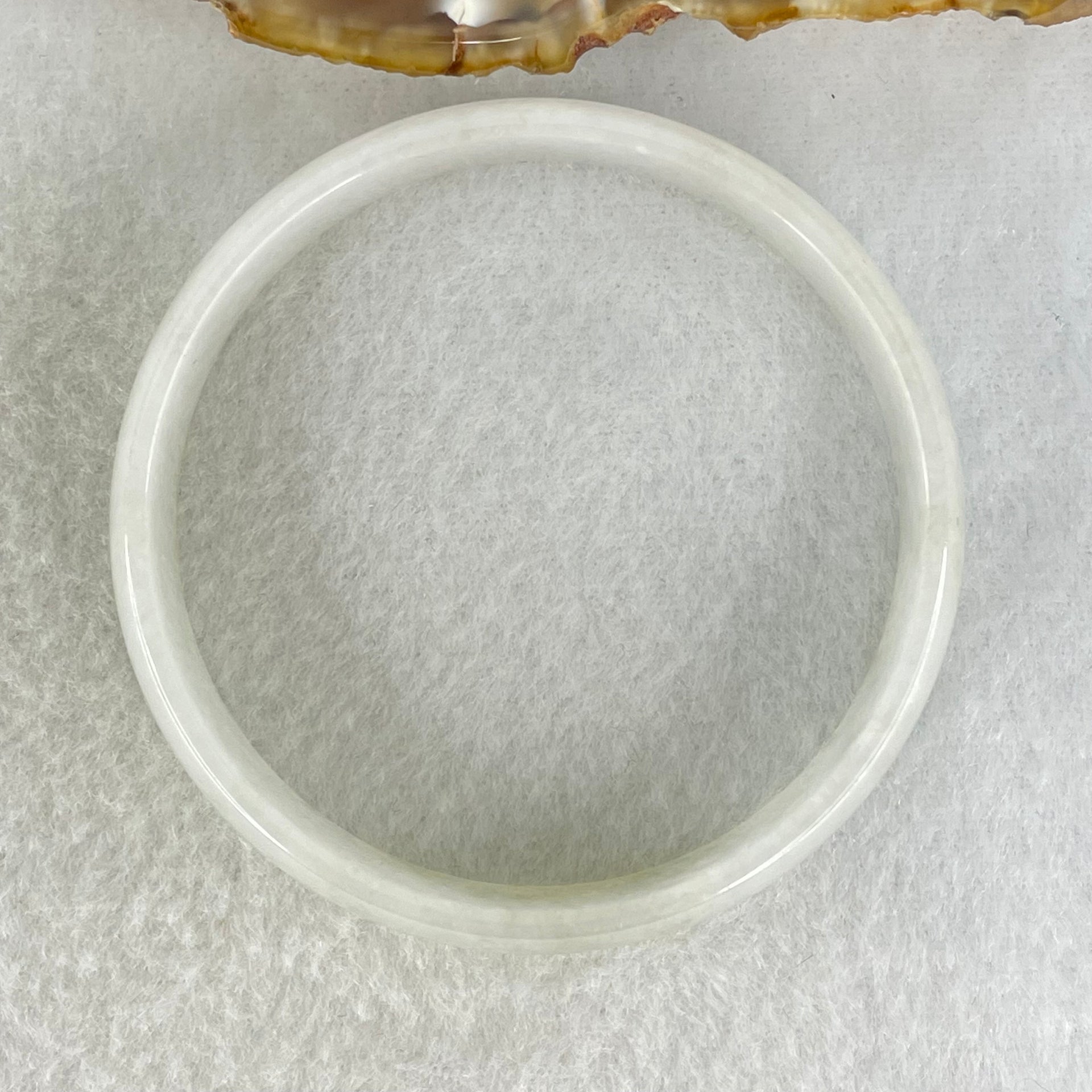 Type A Light Lavender Green Jadeite Bangle Internal Diameter 53.8mm 25.64g 13.6 by 4.1mm (Close to Perfect) - Huangs Jadeite and Jewelry Pte Ltd