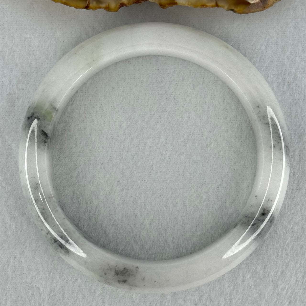 Type A Faint Lavender Green to White with Grey Wuji Patches Jadeite Bangle Internal Diameter 58.2mm 70.55g 14.0 by 9.3mm (Very Slight Internal Lines) - Huangs Jadeite and Jewelry Pte Ltd