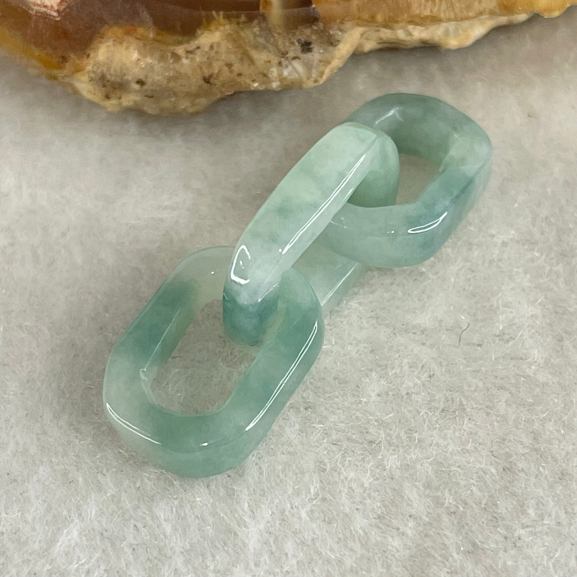 Type A Blueish Green with Faint White Jadeite Rolo Link Chain for Setting 2.26g 15.1 by 9.9 by 3.6mm - Huangs Jadeite and Jewelry Pte Ltd
