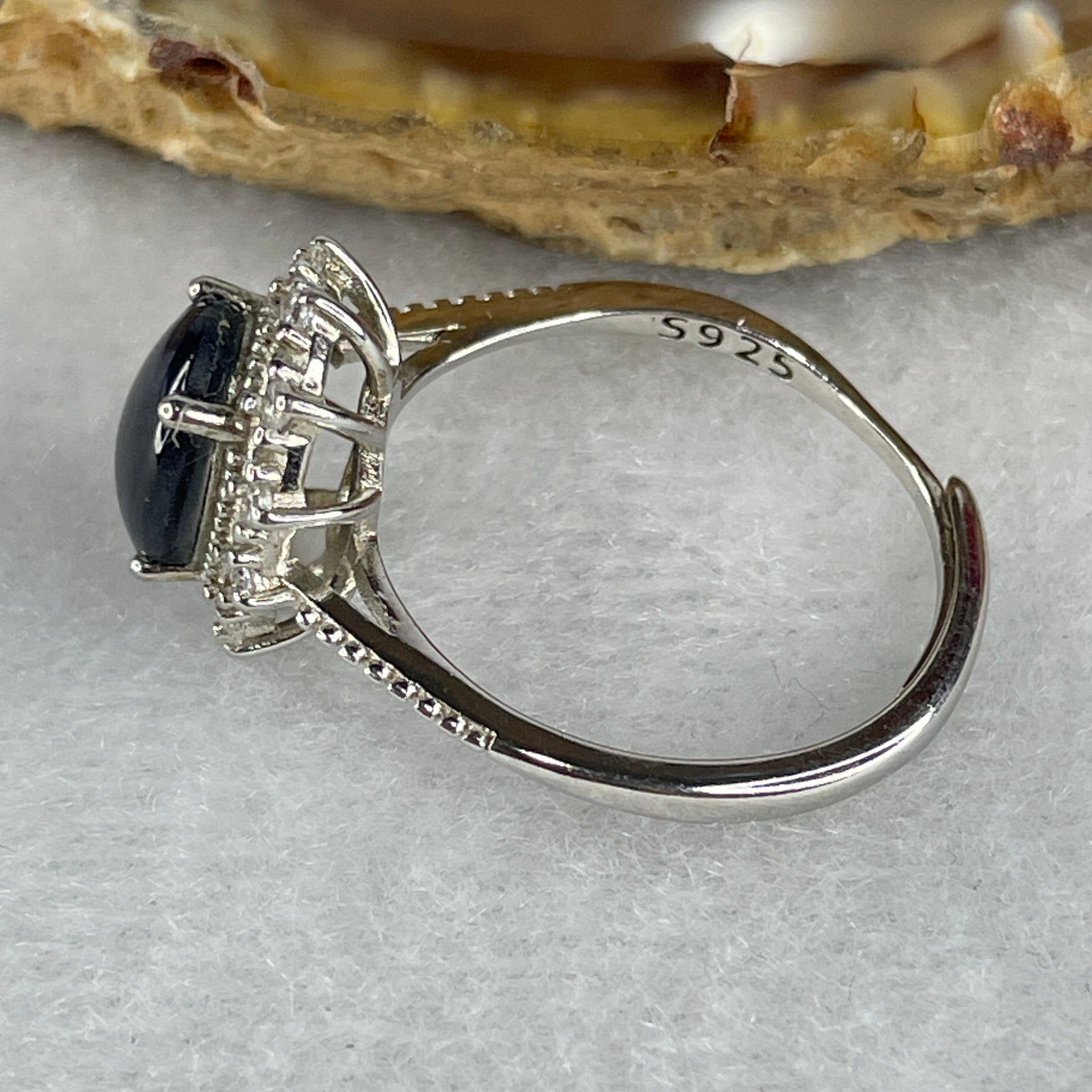 Natural-Synthetic-Blue-Star-Sapphire-with-Cubic-Zirconia-in-S925-Sliver-Ring-2.45g-9.3-by-6.8-by-3.5mm-(Adjustable-Size)