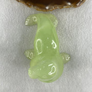 Natural Green Serpentine Seal Display 280.3g 98.5 by 72.8 by 82.4mm - Huangs Jadeite and Jewelry Pte Ltd
