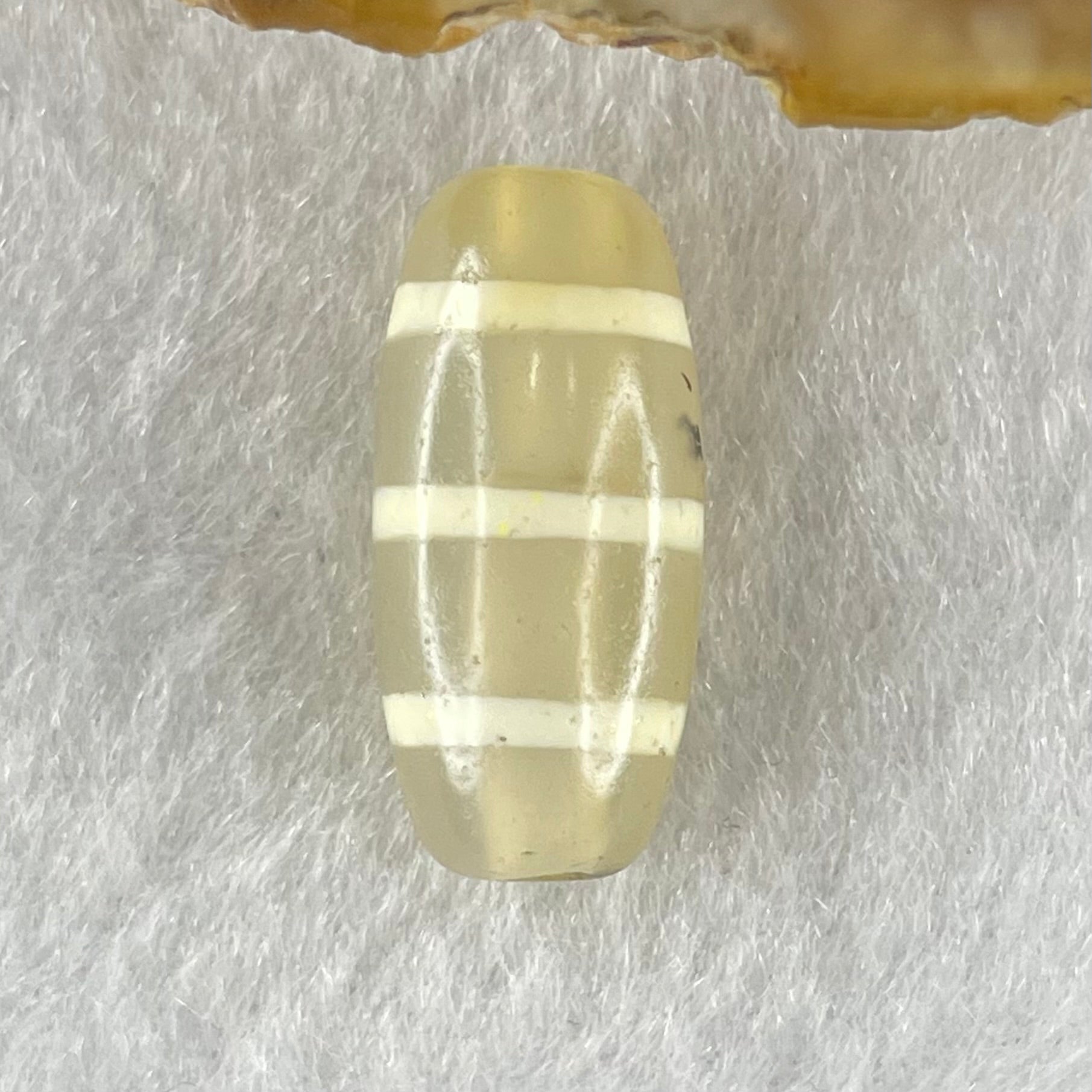 Natural Powerful Tibetan Old Oily Agate 3-Lines Dzi Bead Heavenly Master (Tian Zhu) 三行天诛 2.56g 19.9 by 9.6mm - Huangs Jadeite and Jewelry Pte Ltd