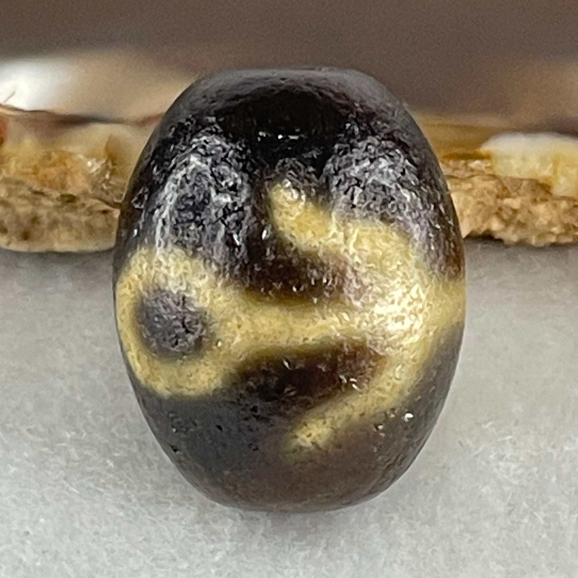 Natural Powerful Tibetan Old Oily Agate Patina Guiren Tairen Human Dzi Bead Totem Amulet Heavenly Master (Tian Zhu) 贵人天诛 8.24g 21.0 by 16.9mm - Huangs Jadeite and Jewelry Pte Ltd