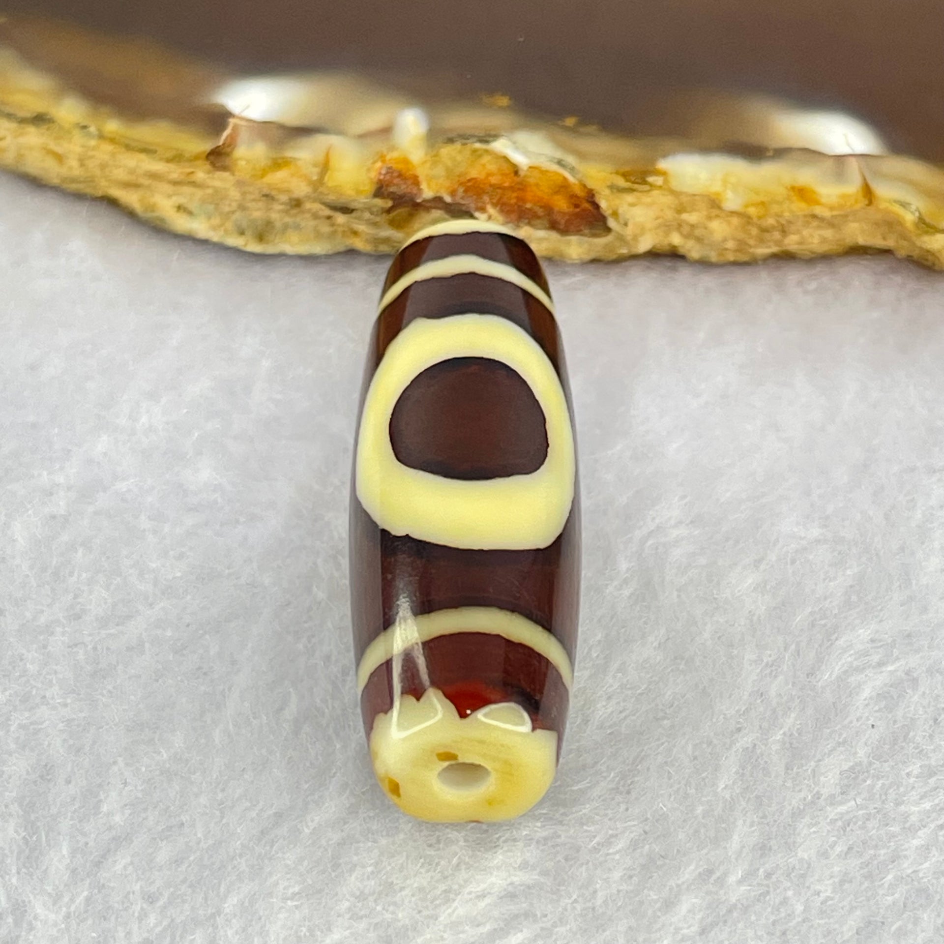 Natural Powerful Tibetan Old Oily Agate Sky Door Serenity 1 Eye Dzi Bead Heavenly Master (Tian Zhu) 一眼天诛 8.49g 37.5 by 12.1mm - Huangs Jadeite and Jewelry Pte Ltd