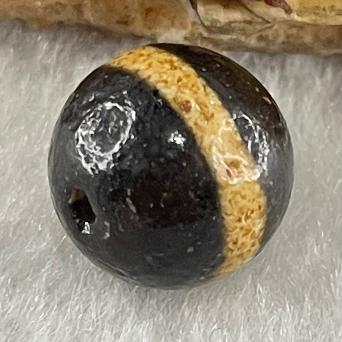 Natural Powerful Tibetan Old Oily Agate 1 Lines Dzi Bead Heavenly Master (Tian Zhu) 1.53g 10.3 by 10.6mm - Huangs Jadeite and Jewelry Pte Ltd