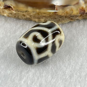 Natural Powerful Tibetan Old Oily Agate 6 Hearts Tortoise Shell Dzi Bead Heavenly Master (Tian Zhu) 六心龟壳天珠 4.20g 17.2 by 12.3mm - Huangs Jadeite and Jewelry Pte Ltd