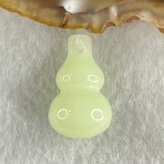 Natural Light Green Chalcedony Mini Hulu Display 4.42g 22.9 by 14.1mm - Huangs Jadeite and Jewelry Pte Ltd