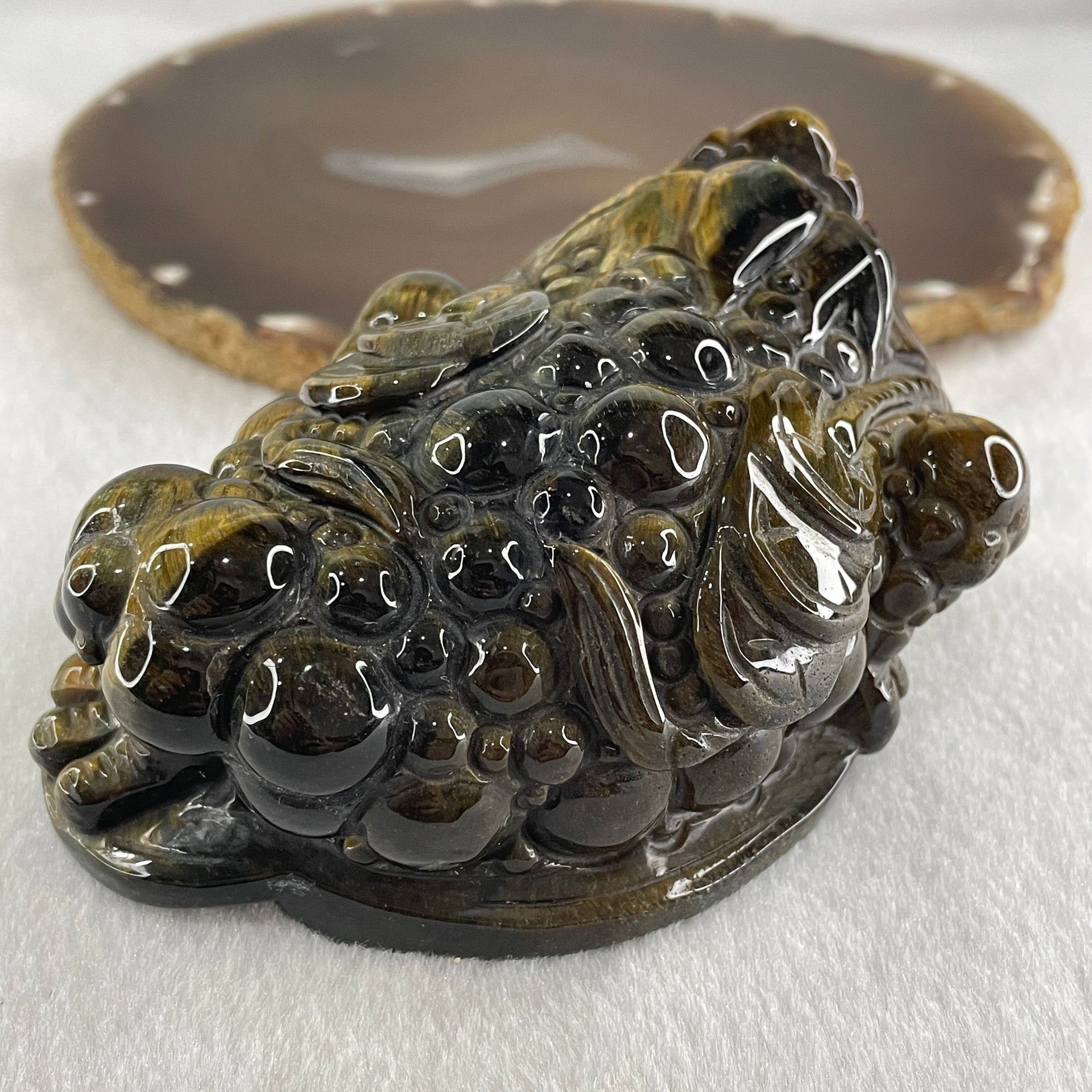 Natural Yellow Tiger's Eye Quartz 3 Legged Toad with Ancient Coin with Wooden Stand Display635.0g 128.1 by 90.7 by 92.5mm - Huangs Jadeite and Jewelry Pte Ltd