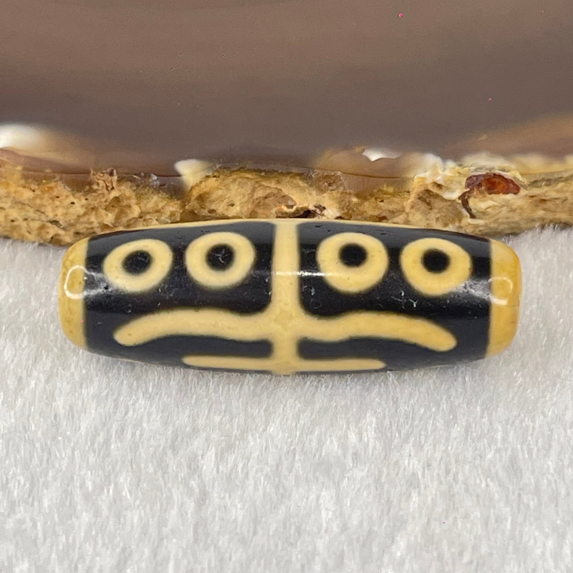 Natural Powerful Tibetan Old Oily Agate Water Lines 8 Eyes Dzi Bead Heavenly Master (Tian Zhu) 水纹八眼天诛 10.14g 38.4 by 13.0mm - Huangs Jadeite and Jewelry Pte Ltd