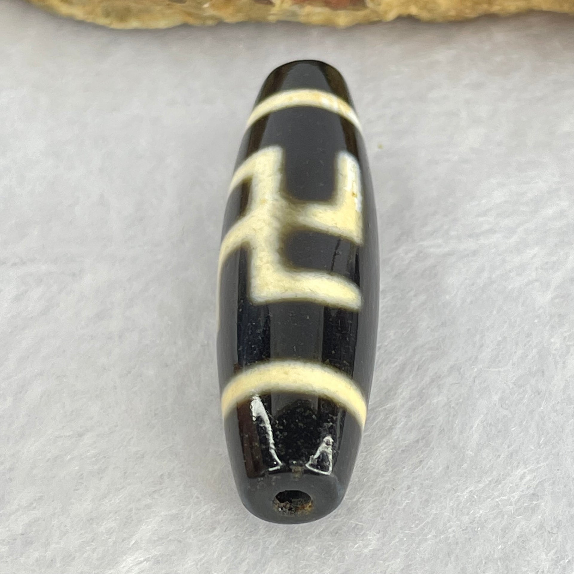 Natural Powerful Tibetan Old Oily Agate 1 Eye With Swastika Dzi Bead (Hotu Dzi) 7.43g 38.2 by 11.6mm - Huangs Jadeite and Jewelry Pte Ltd