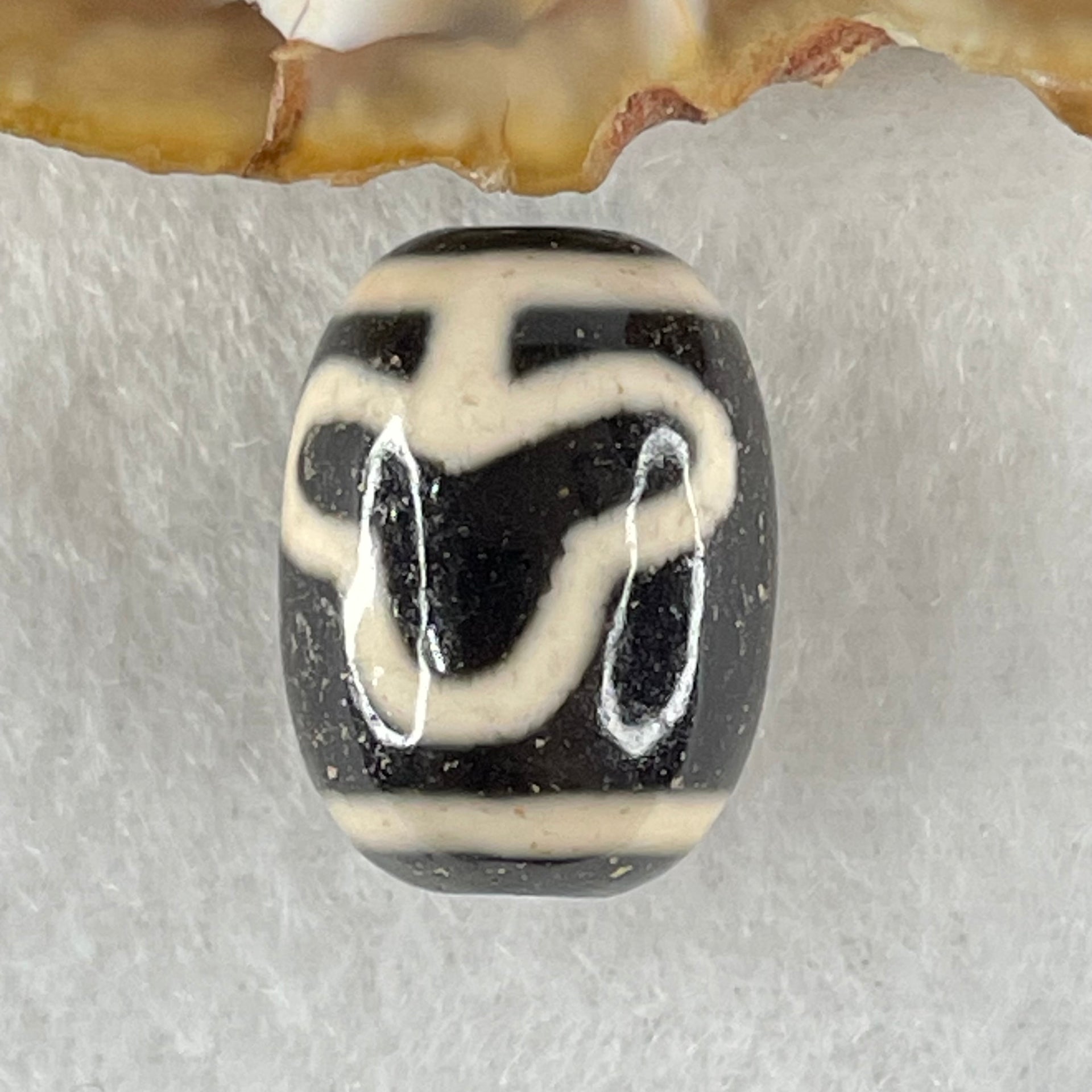 Natural Powerful Tibetan Old Oily Agate Double Bodhi Tree Dzi Bead Heavenly Master (Tian Zhu) 菩提树天珠 4.50g 17.6 by 13.1mm - Huangs Jadeite and Jewelry Pte Ltd