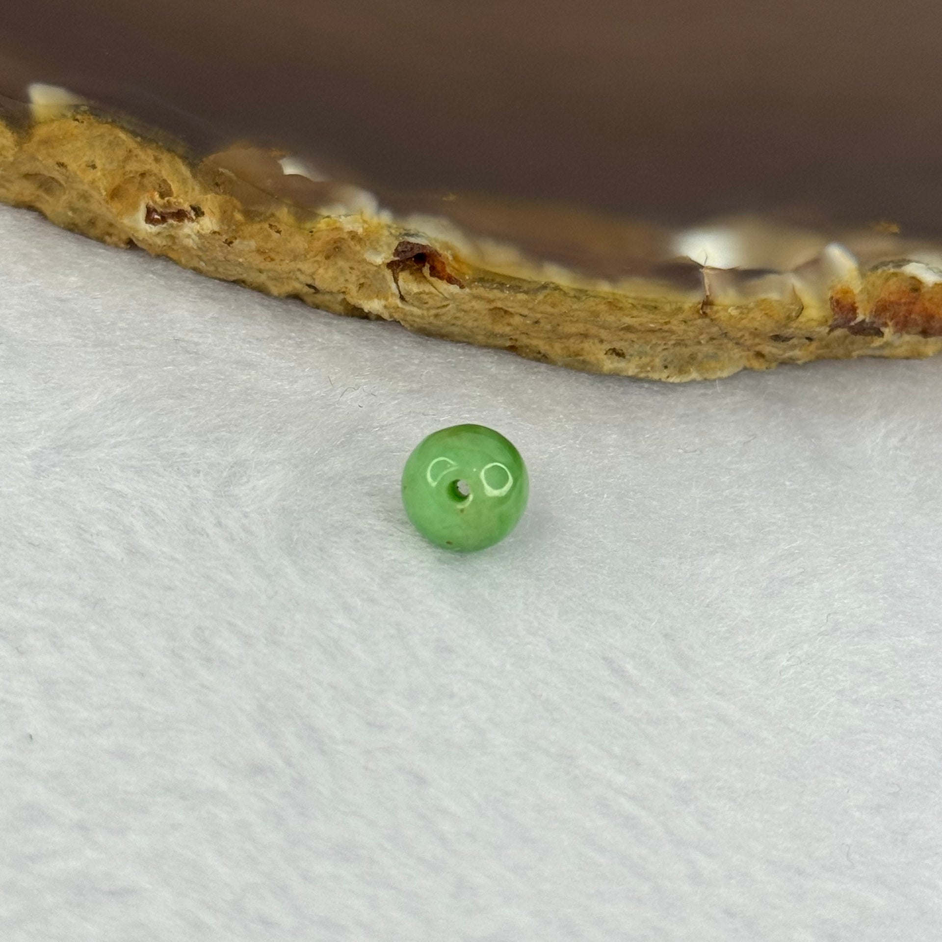 Type A Spicy Green Piao Hua Jadeite Beads for Bracelet/Necklace/Earrings/Ring 0.76g 7.7g - Huangs Jadeite and Jewelry Pte Ltd