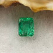Natural Colombia Green Emerald (Beryl) Cut-Cornered Rectangular step cut 1.06ct 6.8 by 5.4 by 3.4mm - Huangs Jadeite and Jewelry Pte Ltd