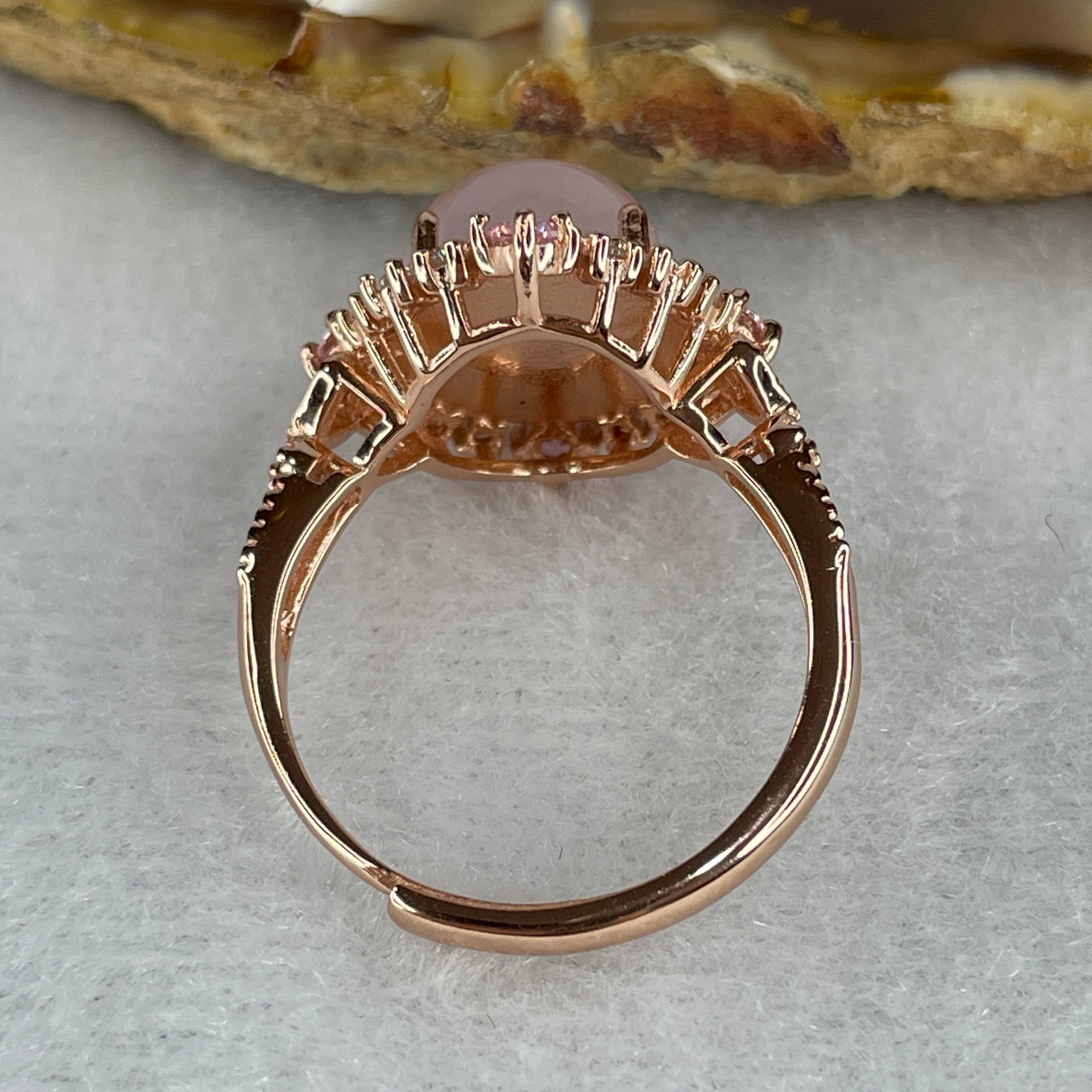 Good Grade Natural Rose Quartz Cat Eye Ring in S925 Sliver Gold Color 4.63g 11.2 by 6.0mm (Adjustable Size) - Huangs Jadeite and Jewelry Pte Ltd