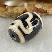 Natural Powerful Tibetan Old Oily Agate Double Bodhi Tree Dzi Bead Heavenly Master (Tian Zhu) 菩提树天珠 4.64g 17.5 by 13.2mm - Huangs Jadeite and Jewelry Pte Ltd