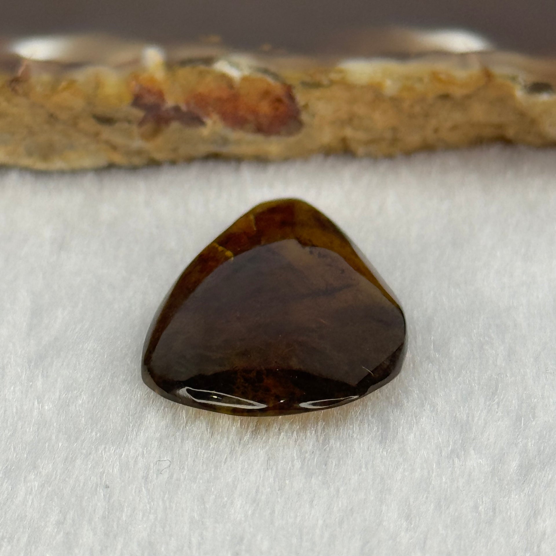 Natural Amber for Setting 1.46g 32.7 by 18.6 by 4.7mm - Huangs Jadeite and Jewelry Pte Ltd