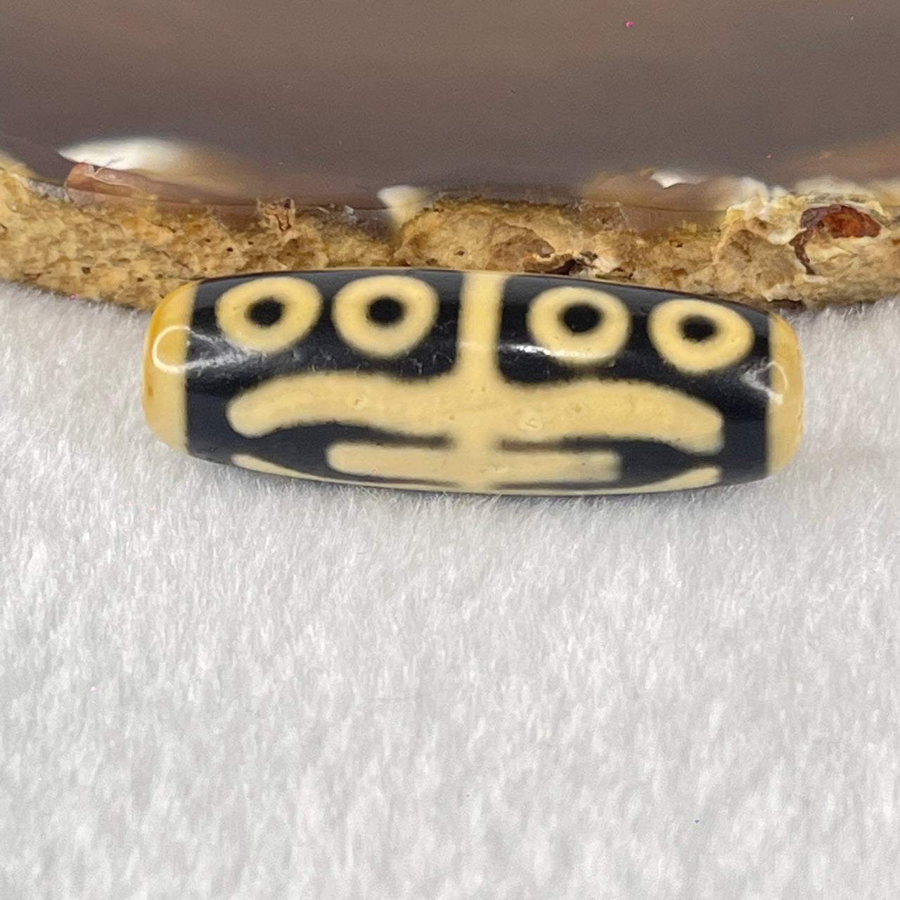 Natural Powerful Tibetan Old Oily Agate Water Lines 8 Eyes Dzi Bead Heavenly Master (Tian Zhu) 水纹八眼天诛 9.97g 37.9 by 13.0mm - Huangs Jadeite and Jewelry Pte Ltd